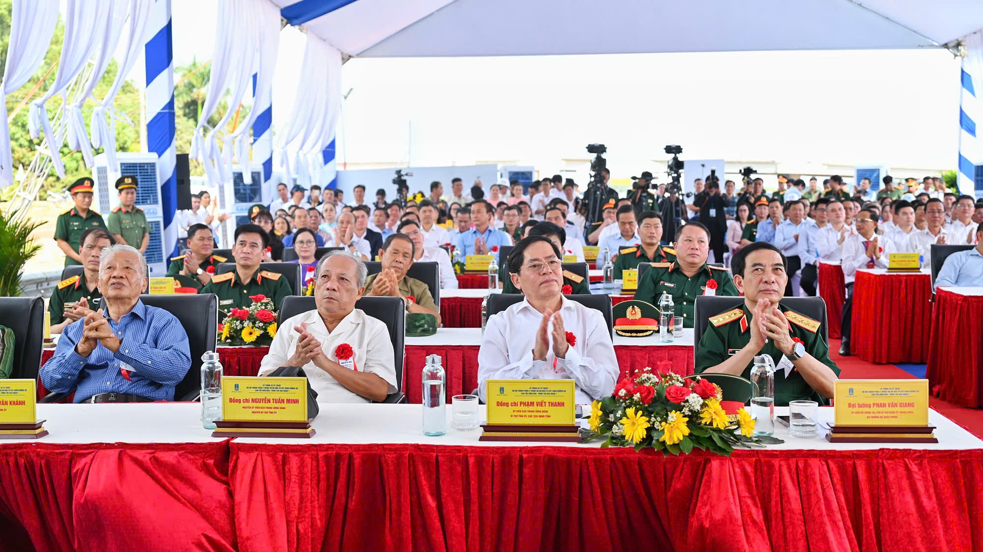 Dự &aacute;n đường, cầu ng&agrave;n tỉ được người d&acirc;n tr&ocirc;ng đợi vừa kh&aacute;nh th&agrave;nh, khởi c&ocirc;ng ở BR- VT
- Ảnh 1.