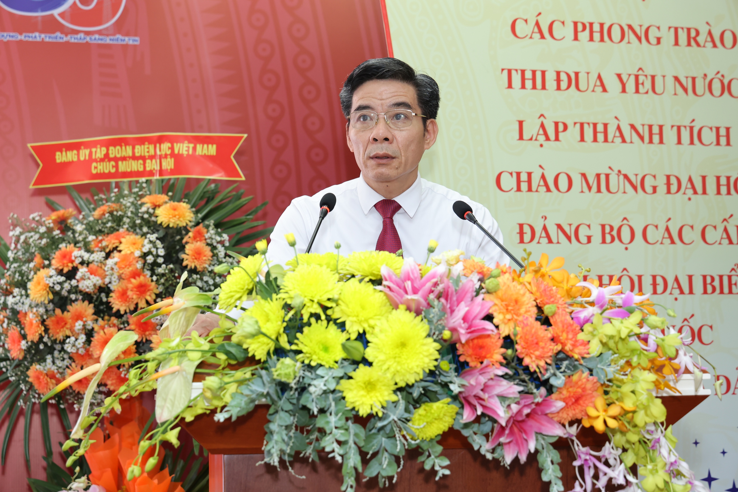 &Ocirc;ng L&ecirc; Văn Trang tiếp tục được t&iacute;n nhiệm giữ chức B&iacute; thư Đảng ủy EVNSPC- Ảnh 16.