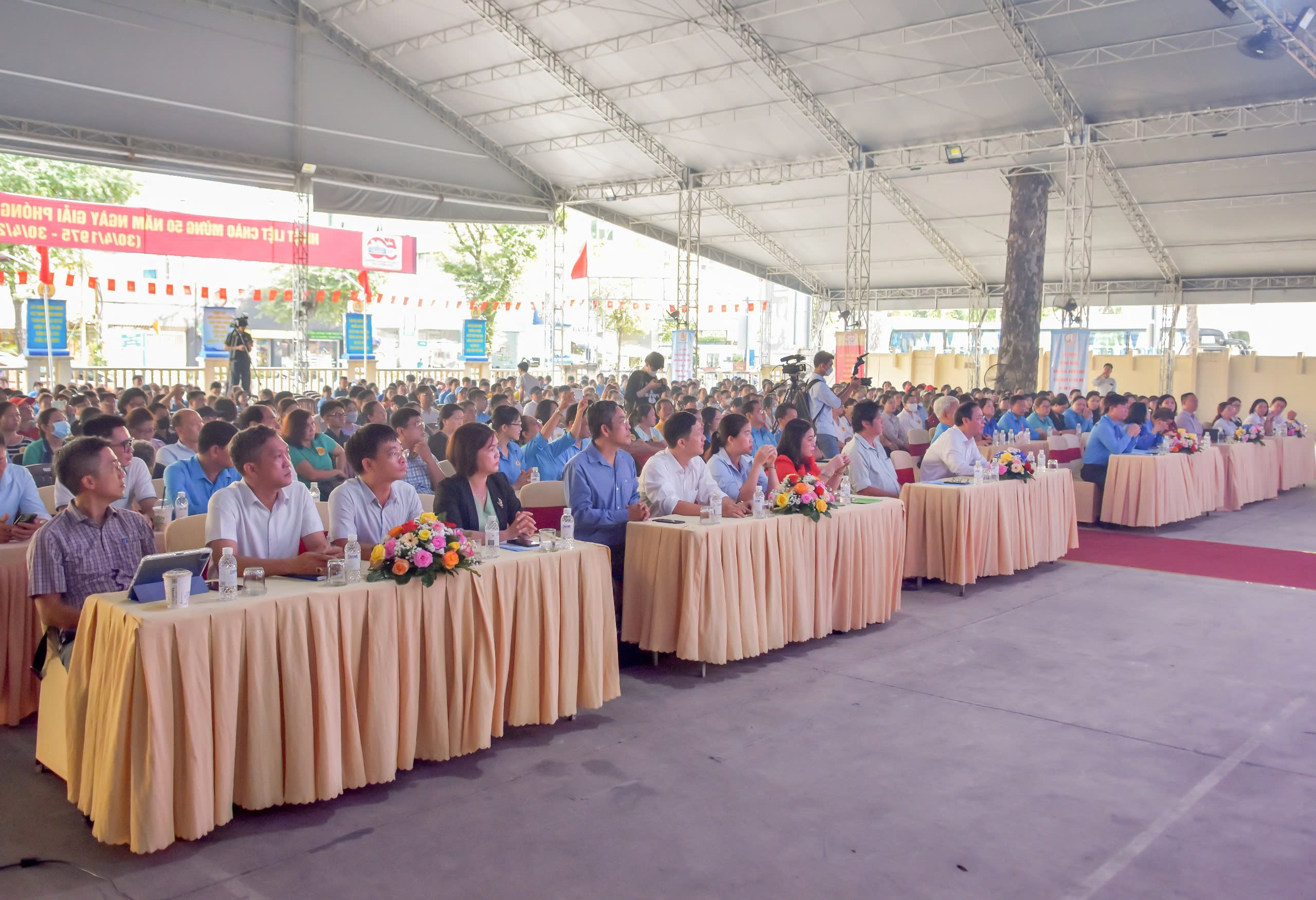 Công nhân sẽ đối thoại trực tiếp với chính quyền và người sử dụng lao động- Ảnh 1.