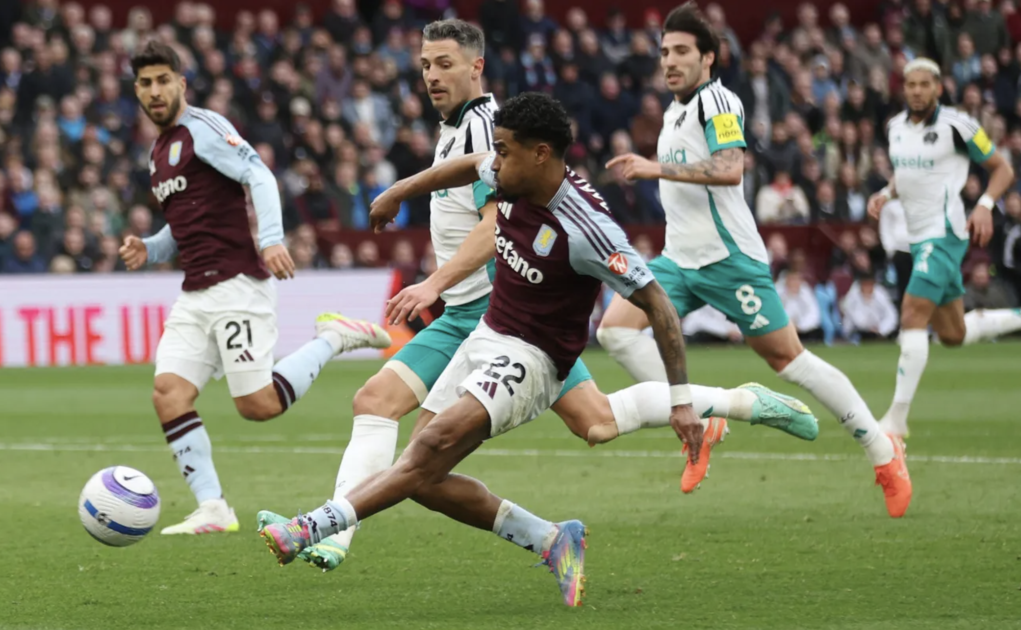Newcastle gặp "thảm họa", Man City lại mơ tranh Top 4- Ảnh 6.