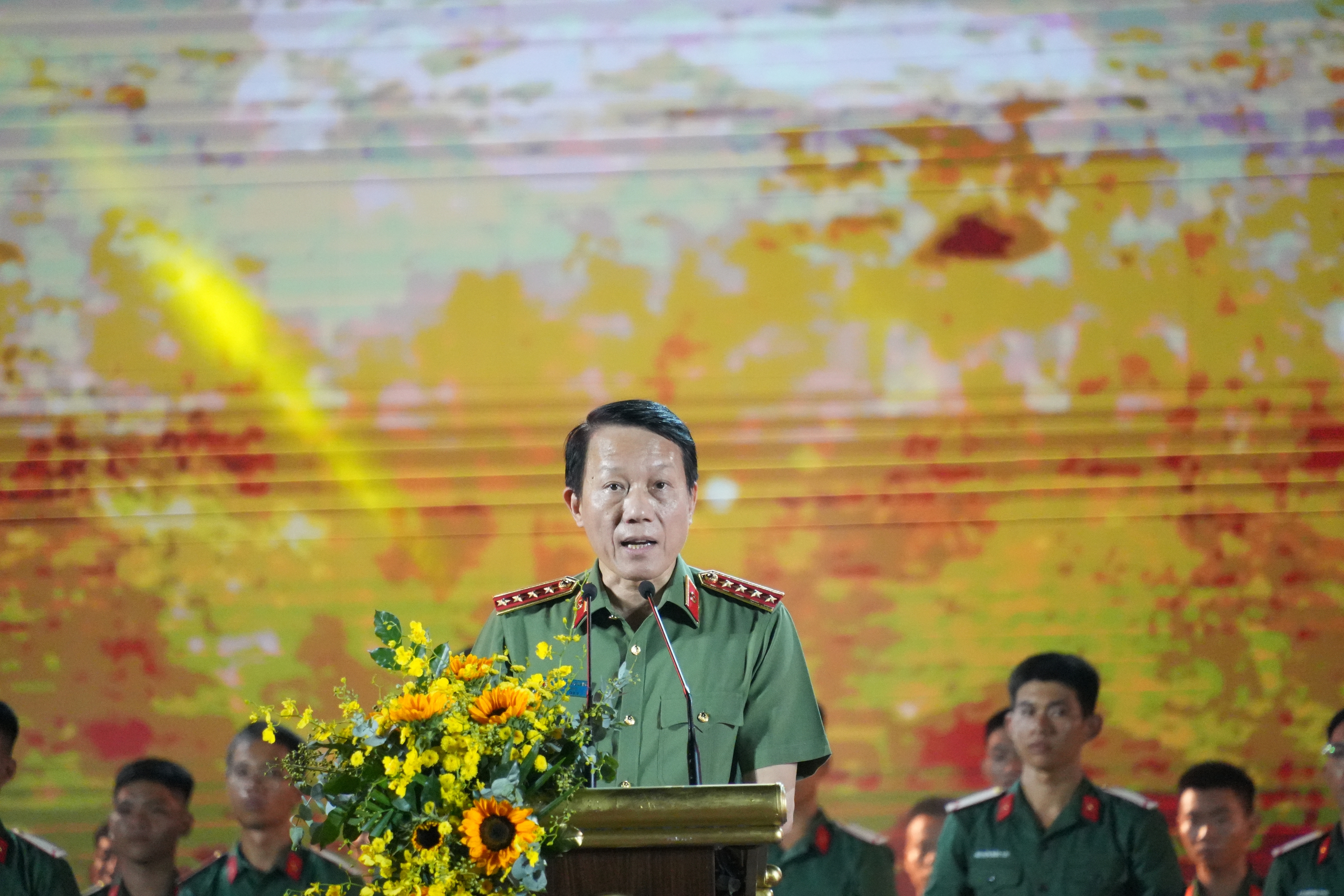 Chương tr&igrave;nh "K&yacute; ức để lại" ở T&acirc;y Ninh: Lời tri &acirc;n đối với c&aacute;c thế hệ chiến sĩ c&ocirc;ng an- Ảnh 4.