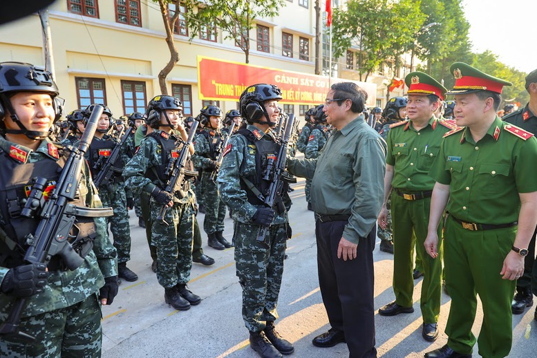 Thủ tướng: Nh&acirc;n d&acirc;n cả nước đang rất h&aacute;o hức mong chờ cuộc diễu binh, diễu h&agrave;nh- Ảnh 3.