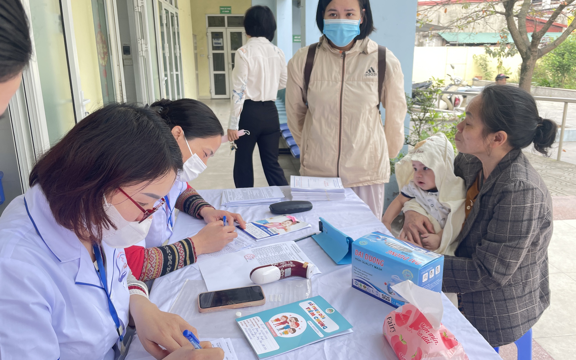 Hai người tử vong do sởi, một ca nhập viện muộn 