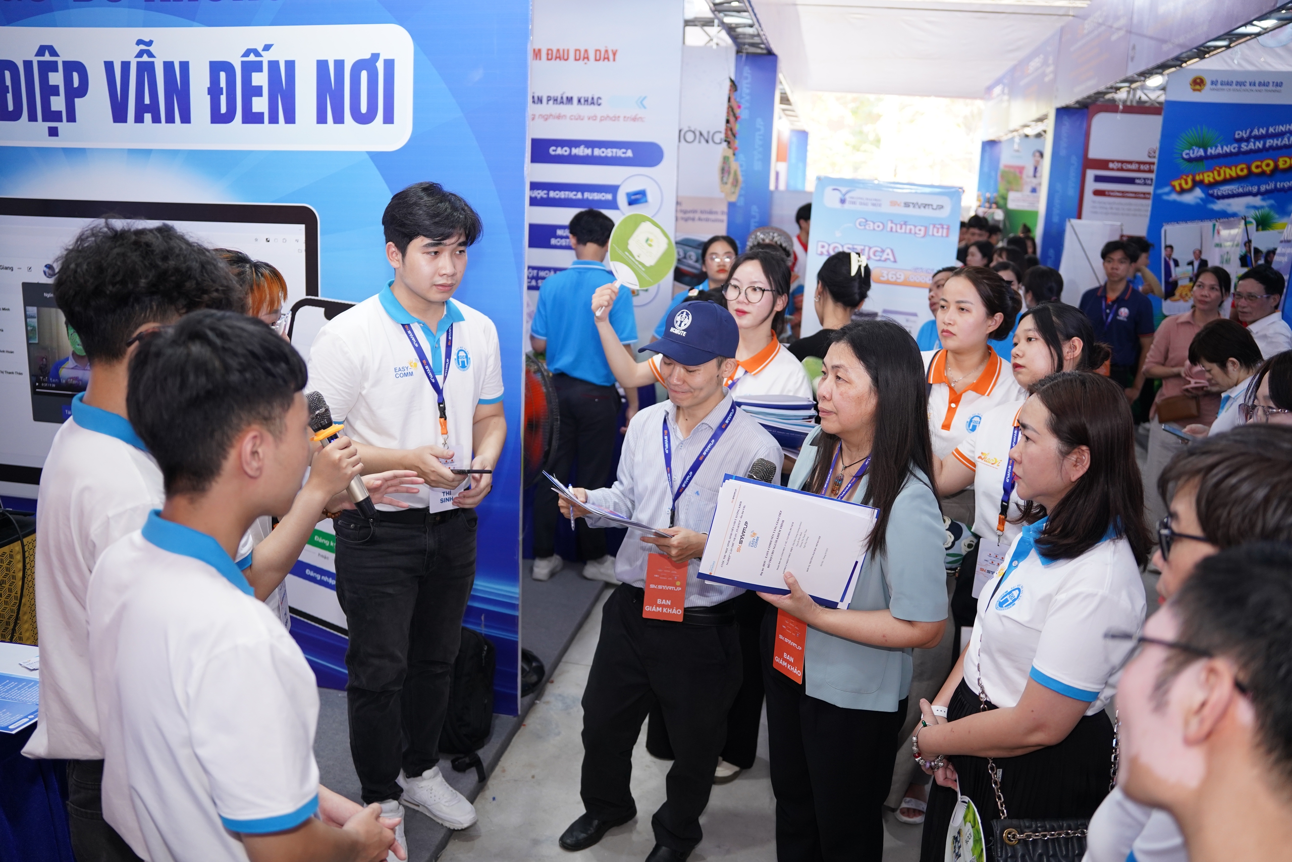 125 dự &aacute;n tranh t&agrave;i v&ograve;ng chung kết cuộc thi &ldquo;Học sinh, sinh vi&ecirc;n với &yacute; tưởng khởi nghiệp&rdquo; - Ảnh 8.