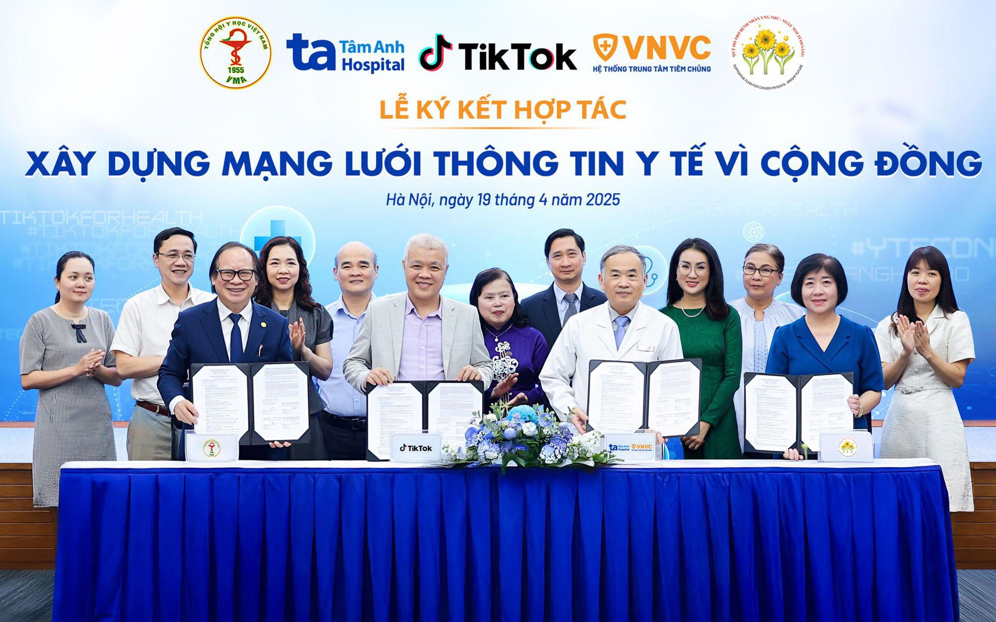 Hàng ngàn chuyên gia của BVĐK Tâm Anh, VNVC tham gia mạng lưới thông tin y tế vì cộng đồng