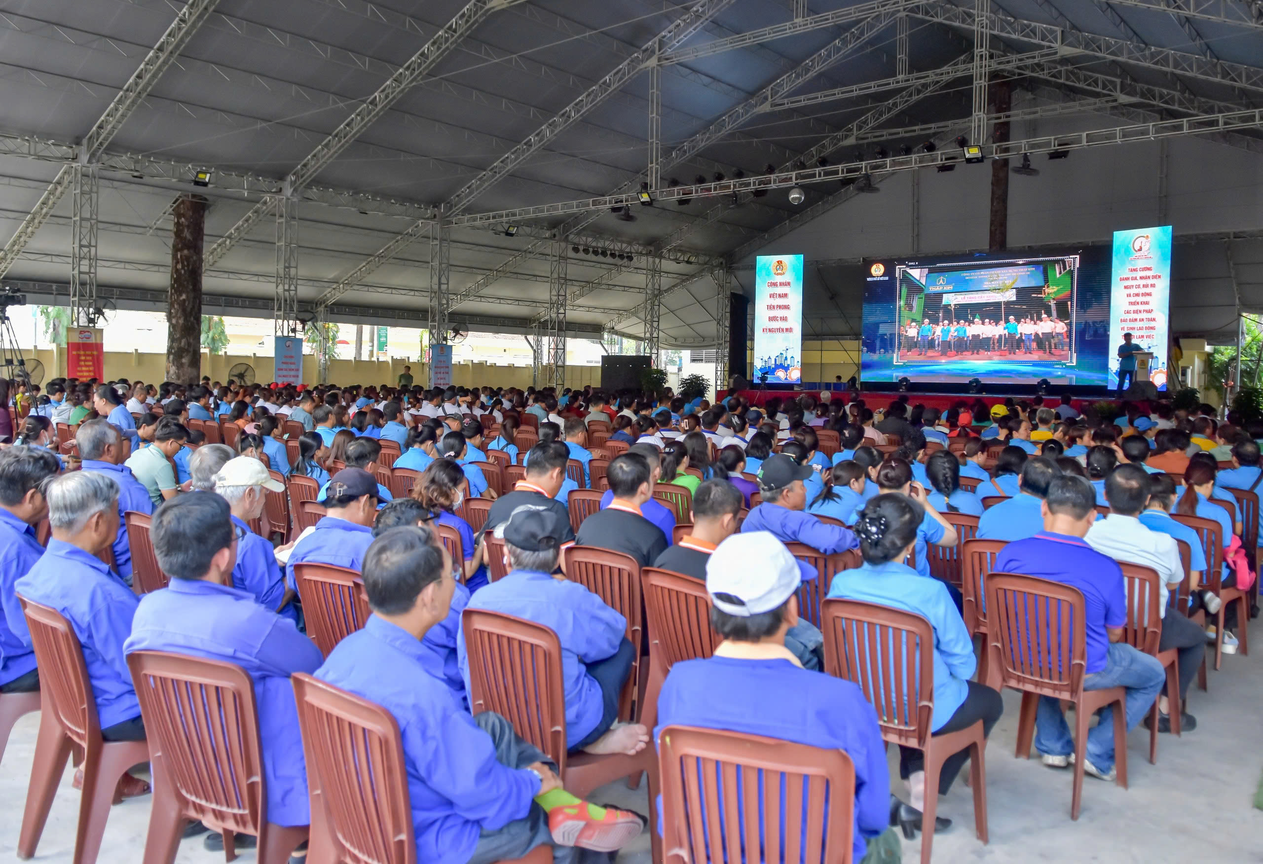 Công nhân sẽ đối thoại trực tiếp với chính quyền và người sử dụng lao động- Ảnh 4.