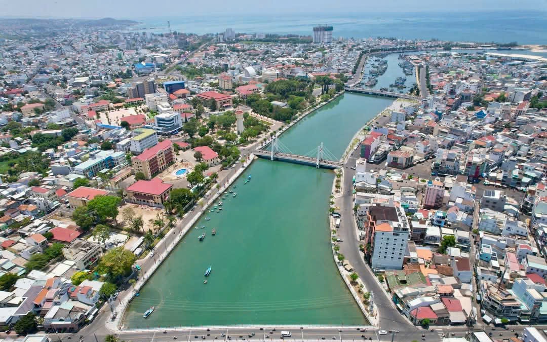 Bình Thuận 50 năm: Một hành trình khát vọng
