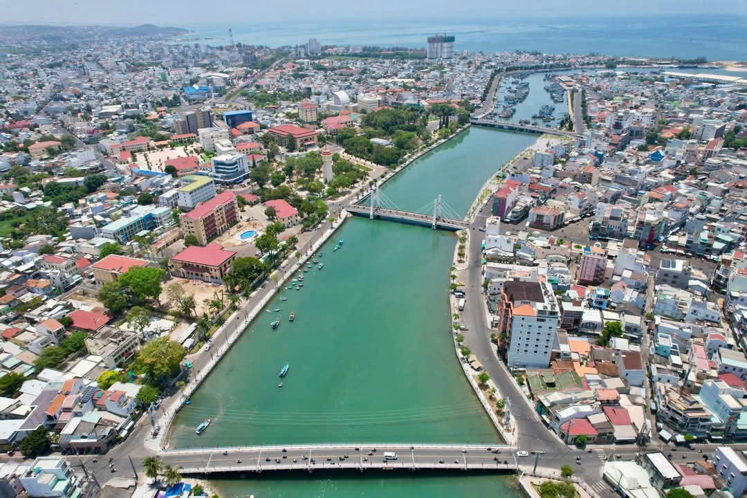 B&igrave;nh Thuận 50 năm: Một h&agrave;nh tr&igrave;nh kh&aacute;t vọng- Ảnh 1.
