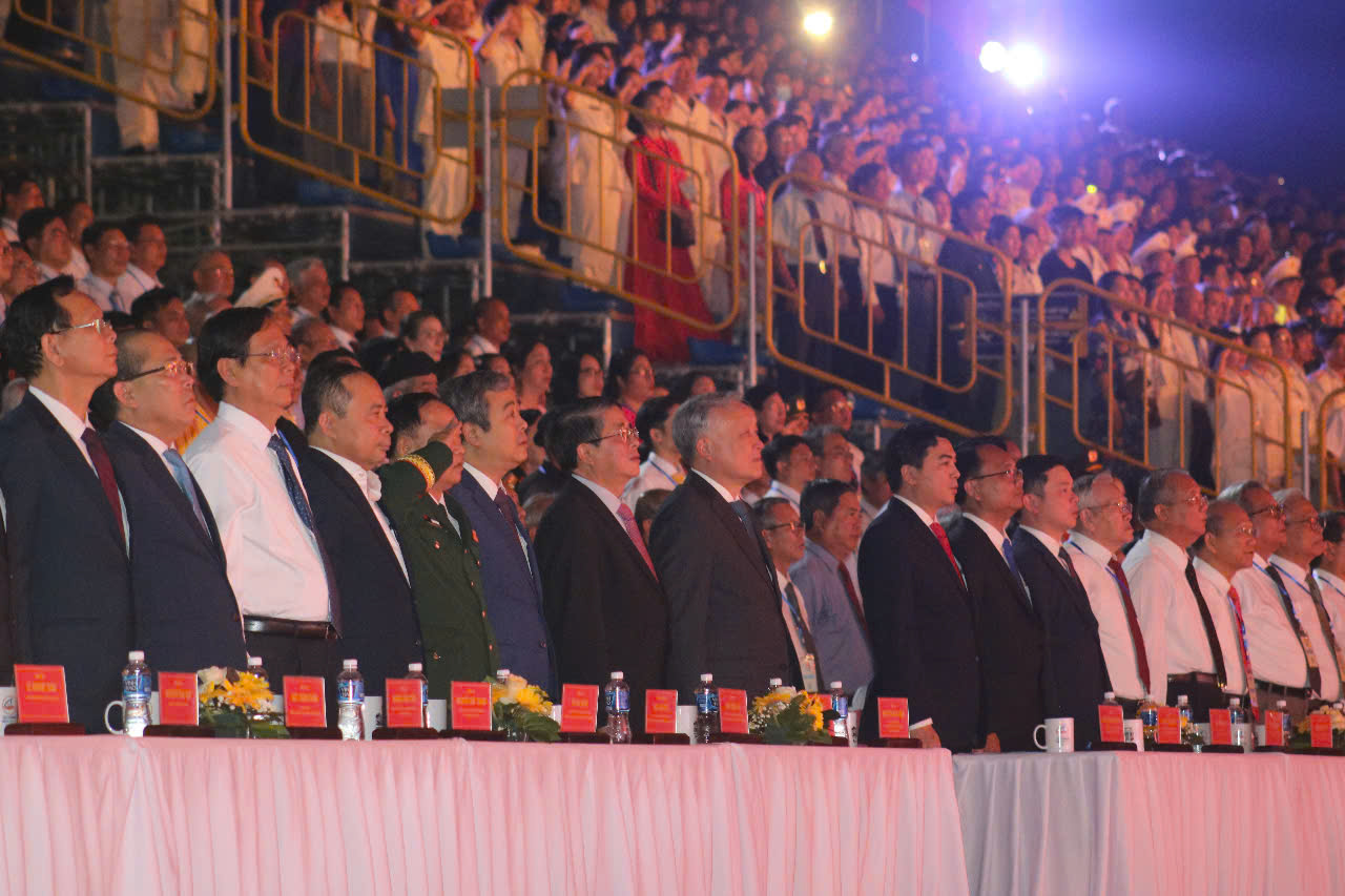 Phó Thủ tướng Thường trực Nguyễn Hòa Bình ấn tượng với cách “trị hạn” của Bình Thuận- Ảnh 1.