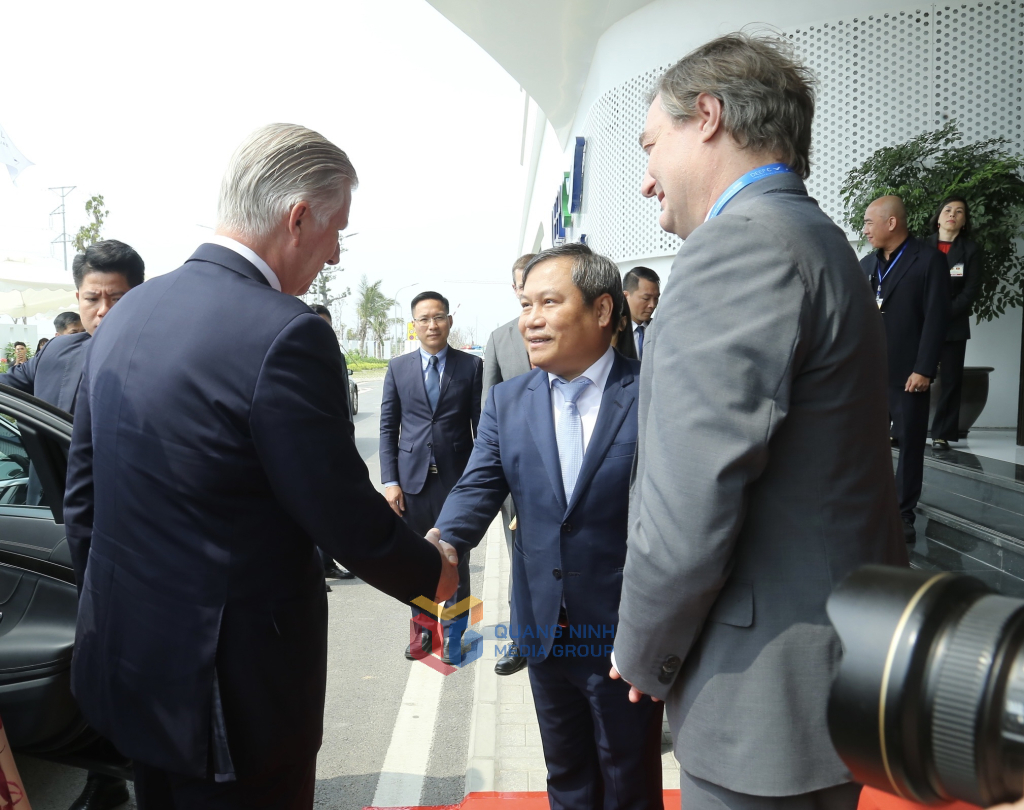 Nhà Vua Bỉ và Hoàng hậu thăm Quảng Ninh- Ảnh 1.