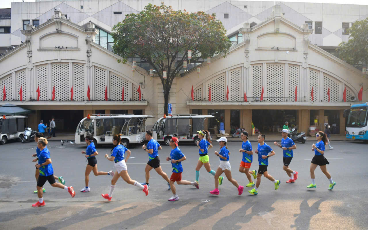 Standard Chartered Marathon Di Sản Hà Nội 2025 có đường chạy hoàn toàn mới- Ảnh 8.