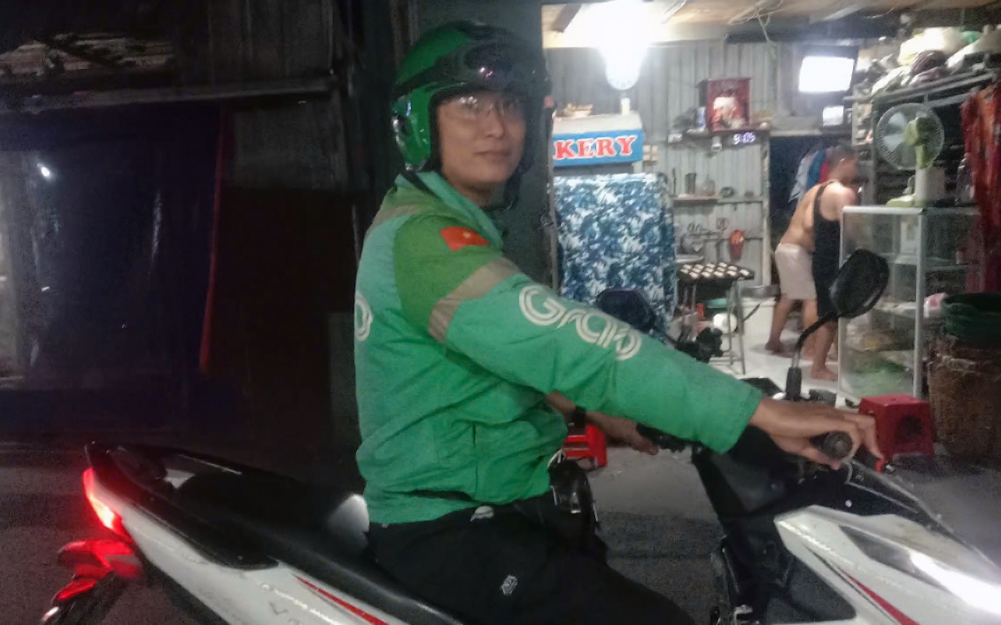 Công nhân tự "tăng ca"