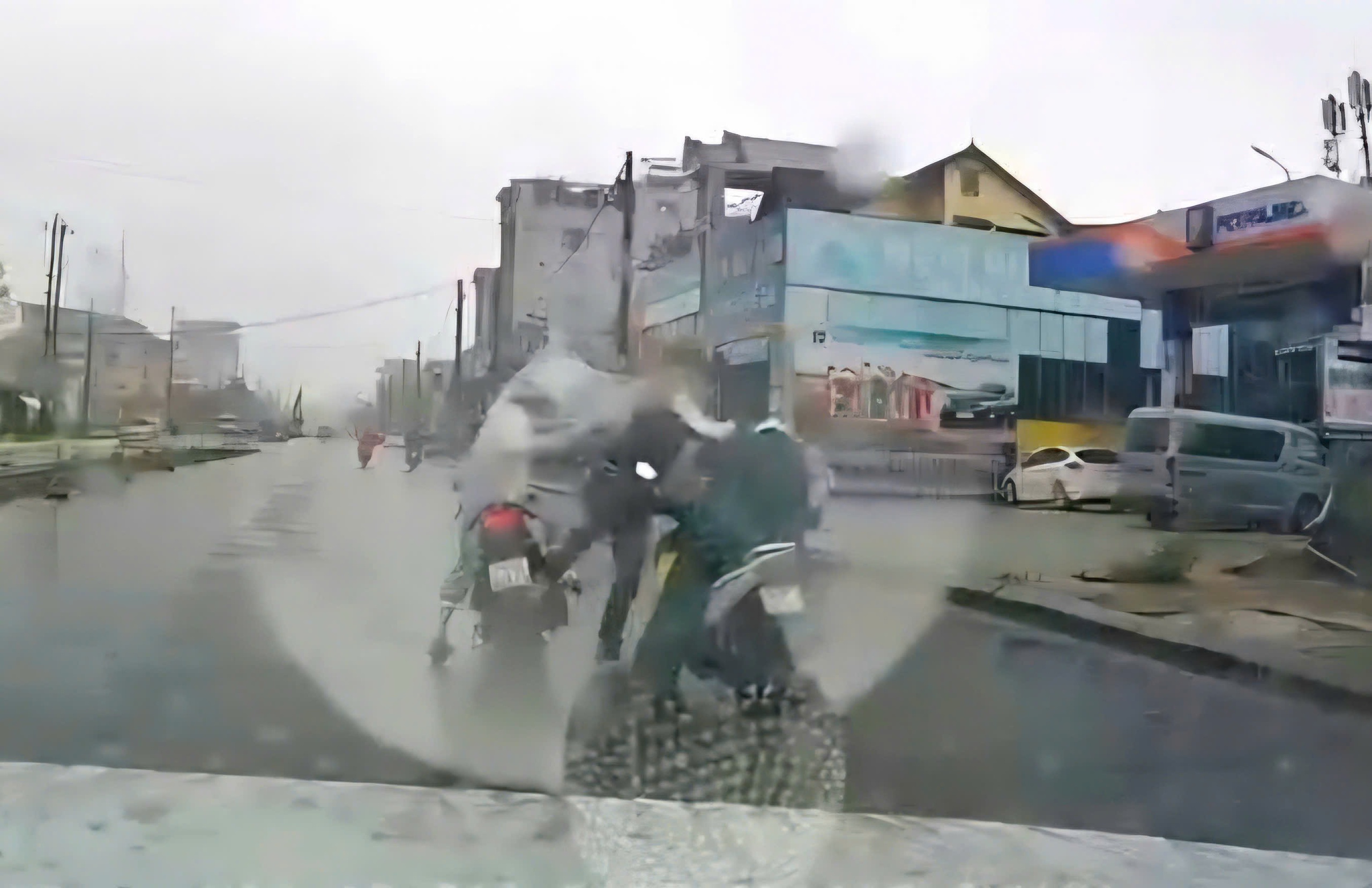 Lời khai của người đàn ông đánh người sau va chạm giao thông- Ảnh 2.