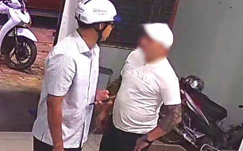 Triệu tập người đàn ông "thích thì đánh" nữ bác sĩ