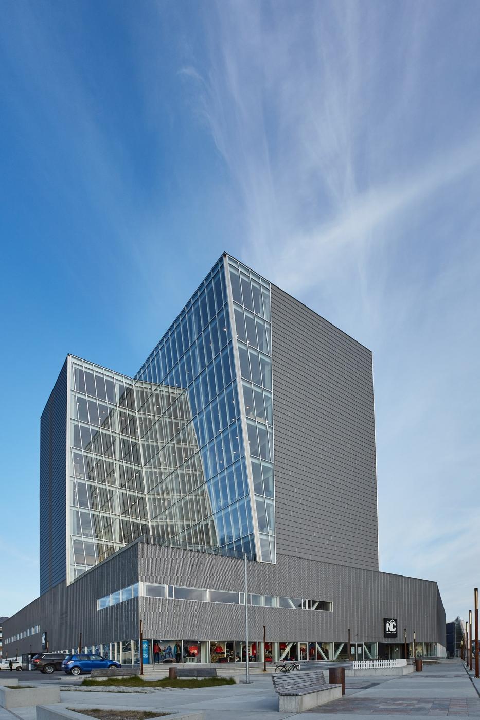 Arcitecture in Nuuk - Nuuk center - Peter Lindstrom - Visit Greenland