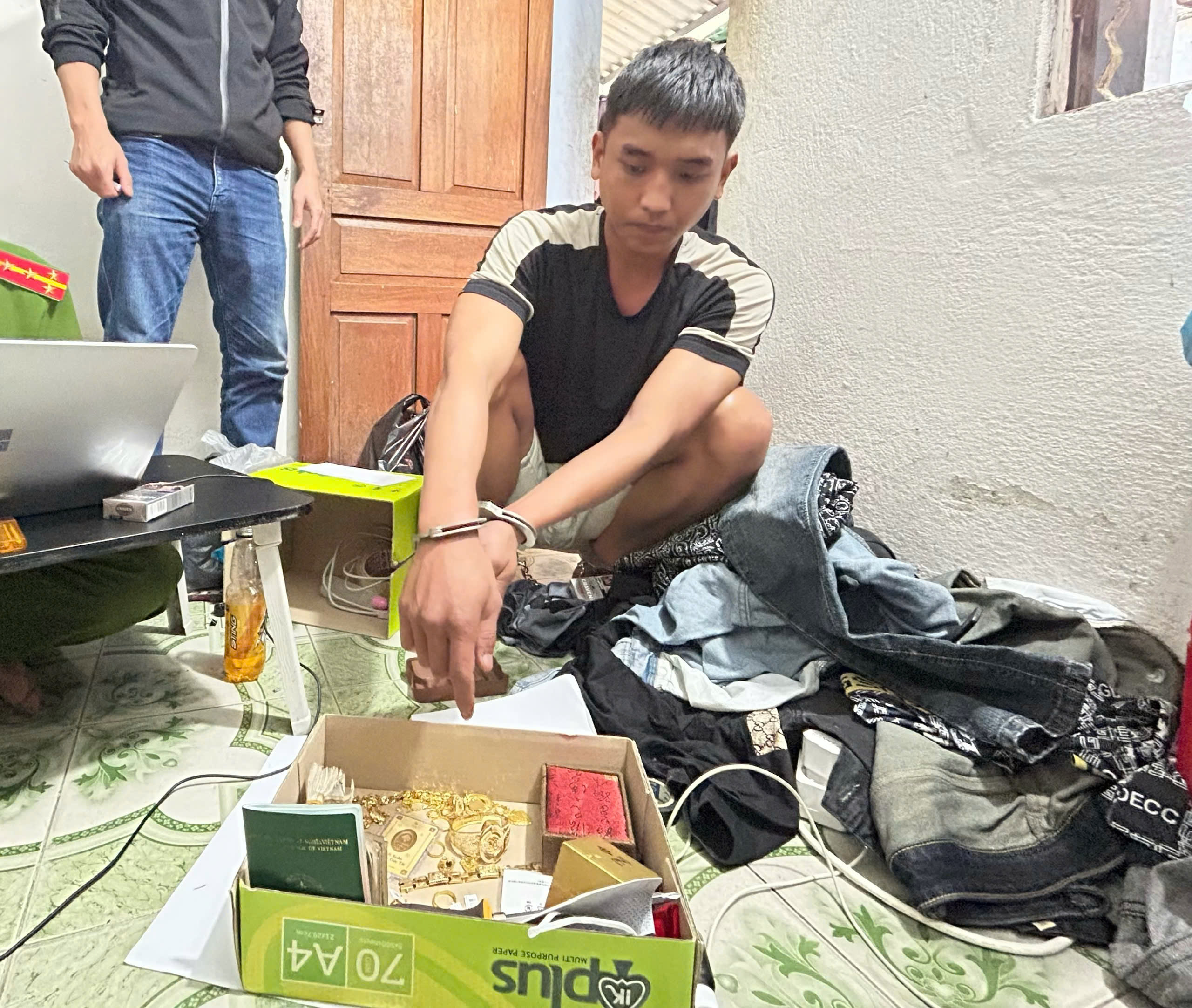 Nam thanh niên cạy két sắt, trộm hơn 1 tỉ đồng ở Quảng Nam- Ảnh 2.