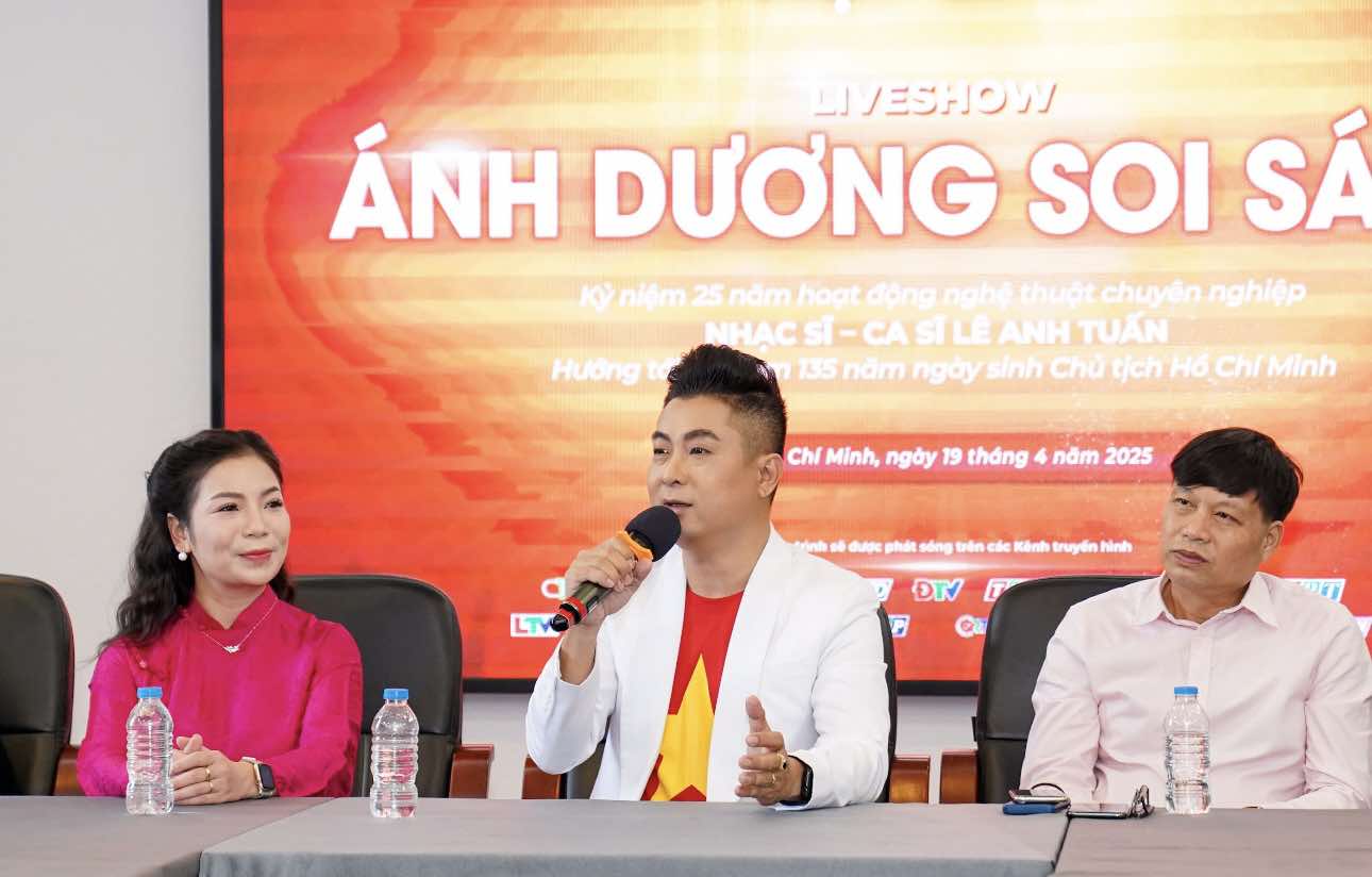 Ca sĩ L&ecirc; Anh Tuấn với chương tr&igrave;nh nghệ thuật "&Aacute;nh dương soi s&aacute;ng"- Ảnh 3.