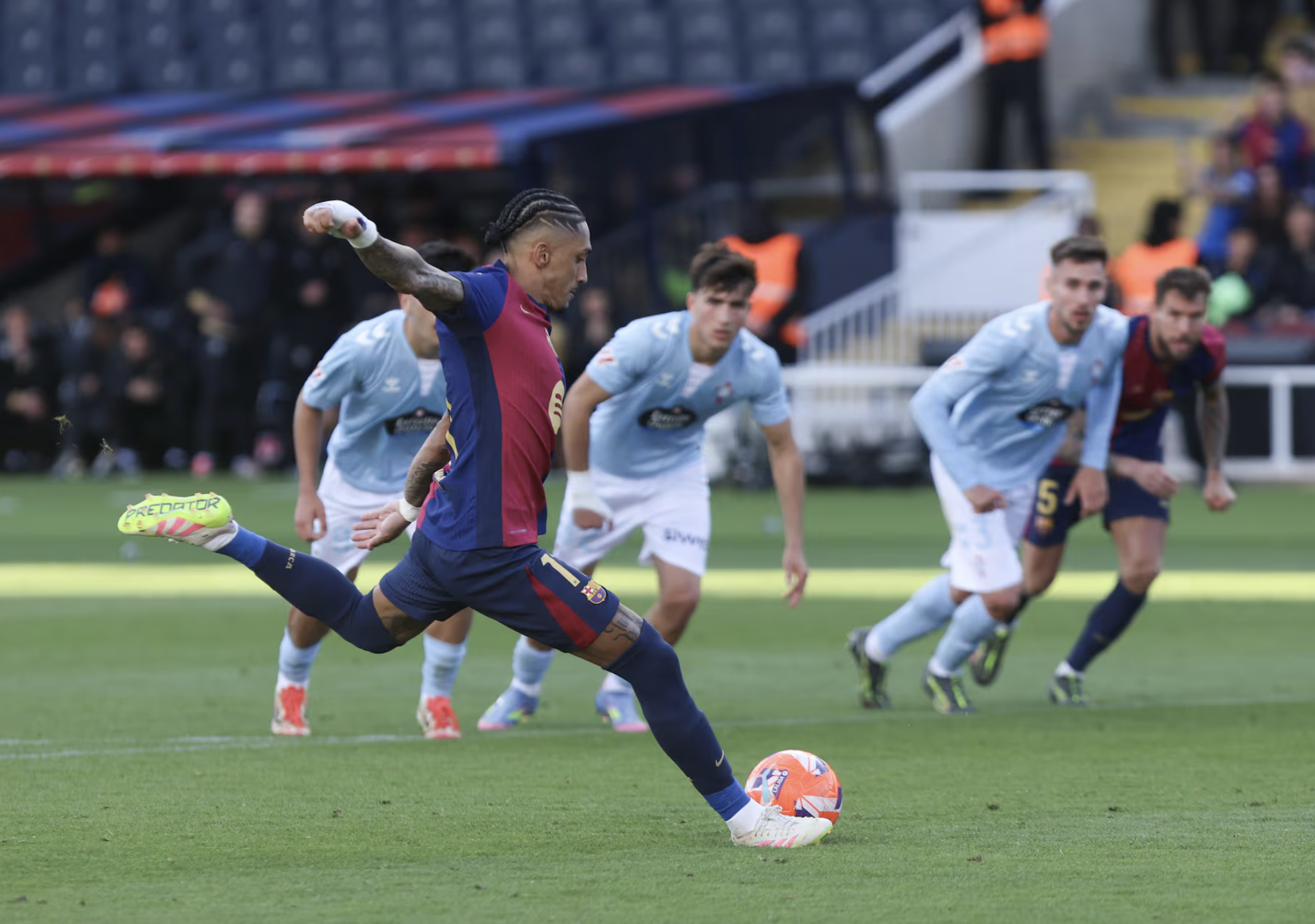 Barcelona ngược dòng không tưởng, đè bẹp Celta Vigo trận cầu 7 bàn- Ảnh 6.