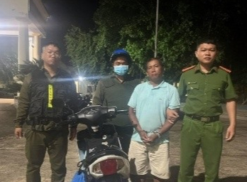 Đồng Nai: Bắt người đ&agrave;n &ocirc;ng 57 tuổi "hại đời" b&eacute; g&aacute;i ở rừng Gi&aacute; Tỵ - Ảnh 1.
