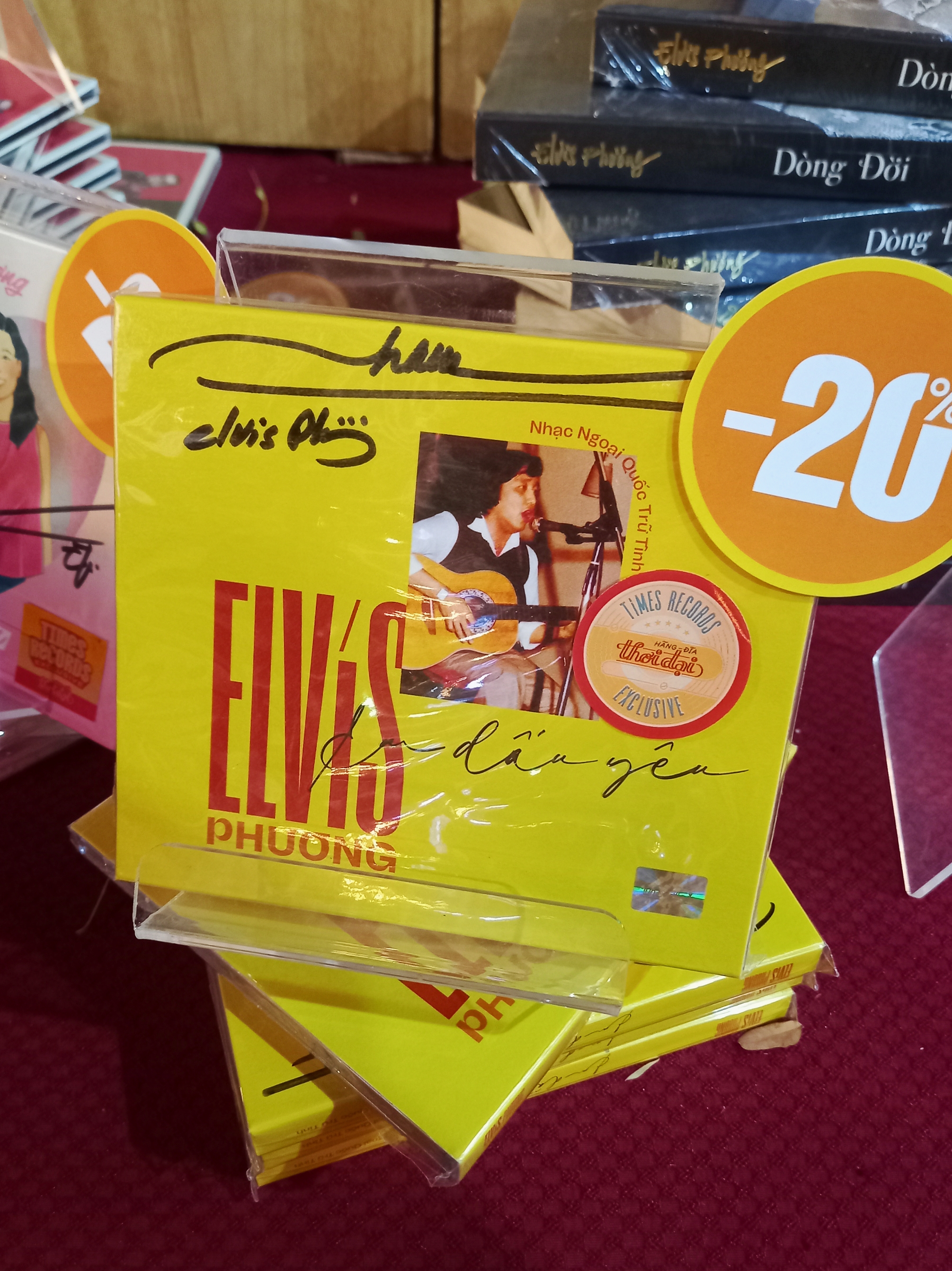 Elvis Phương ra mắt album USB, kỷ niệm 64 năm ca hát- Ảnh 3.