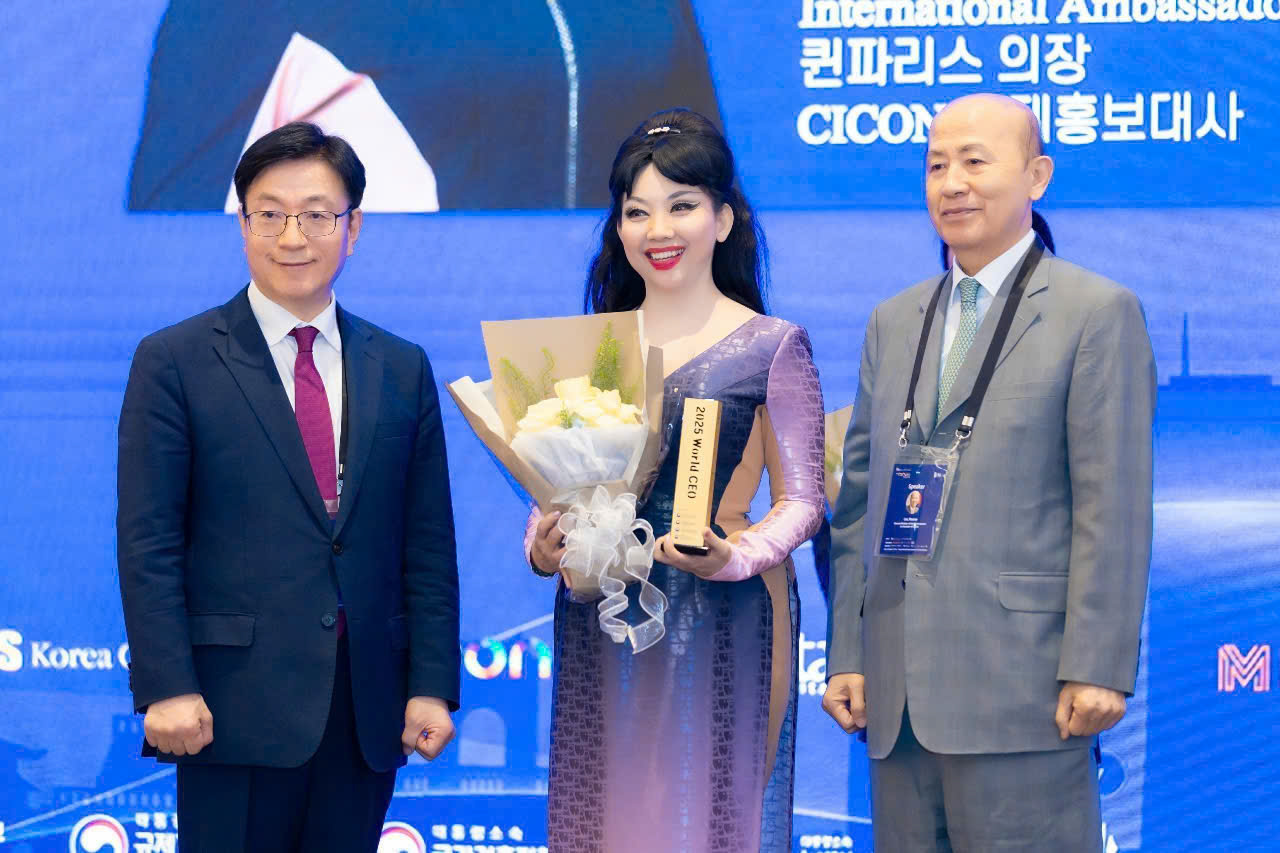 NTK-TS Quỳnh Paris: "Gi&aacute; trị, tầm ảnh hưởng của thời trang trong thời đại AI"- Ảnh 1.