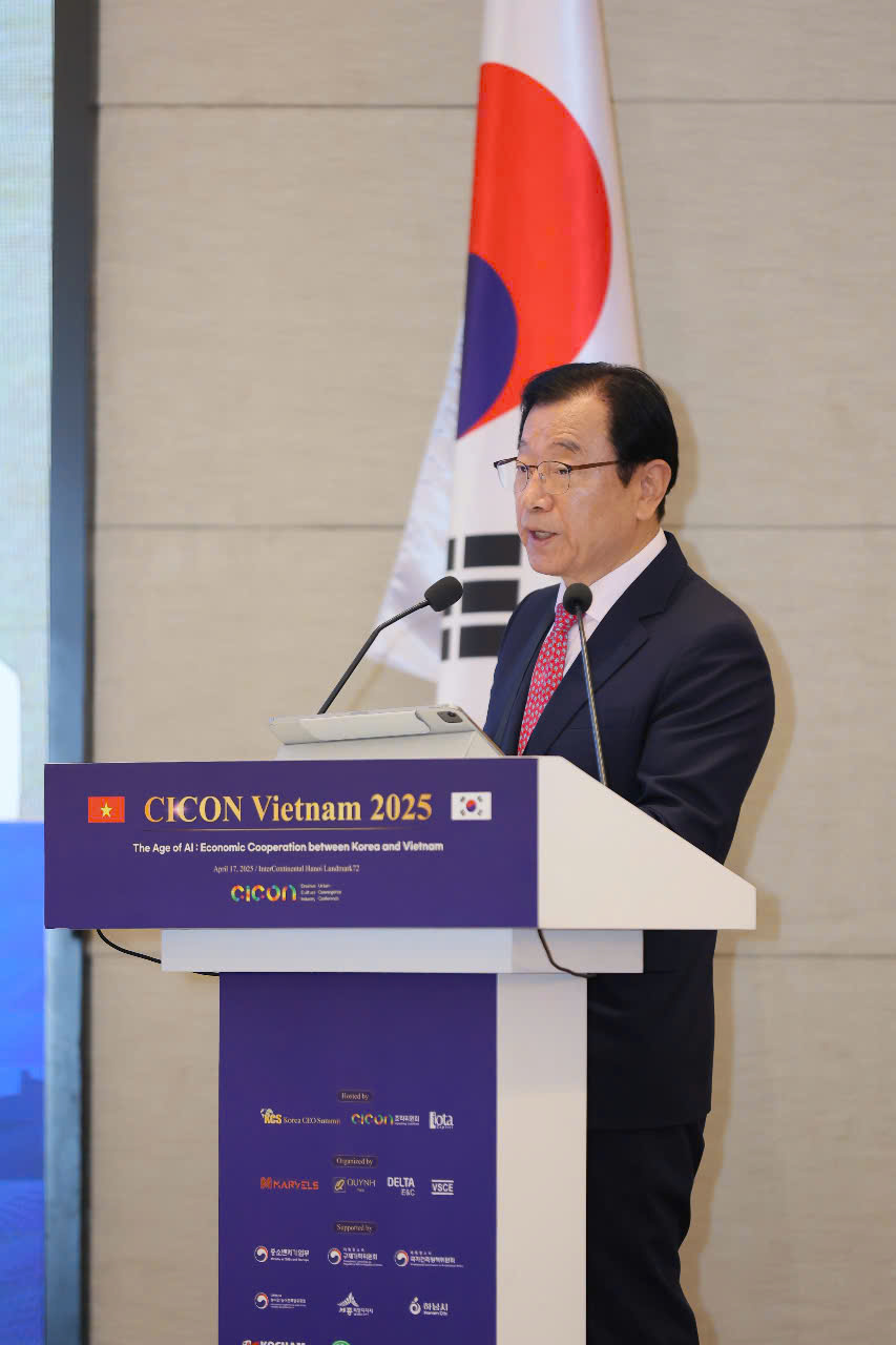 NTK-TS Quỳnh Paris: "Gi&aacute; trị, tầm ảnh hưởng của thời trang trong thời đại AI"- Ảnh 4.