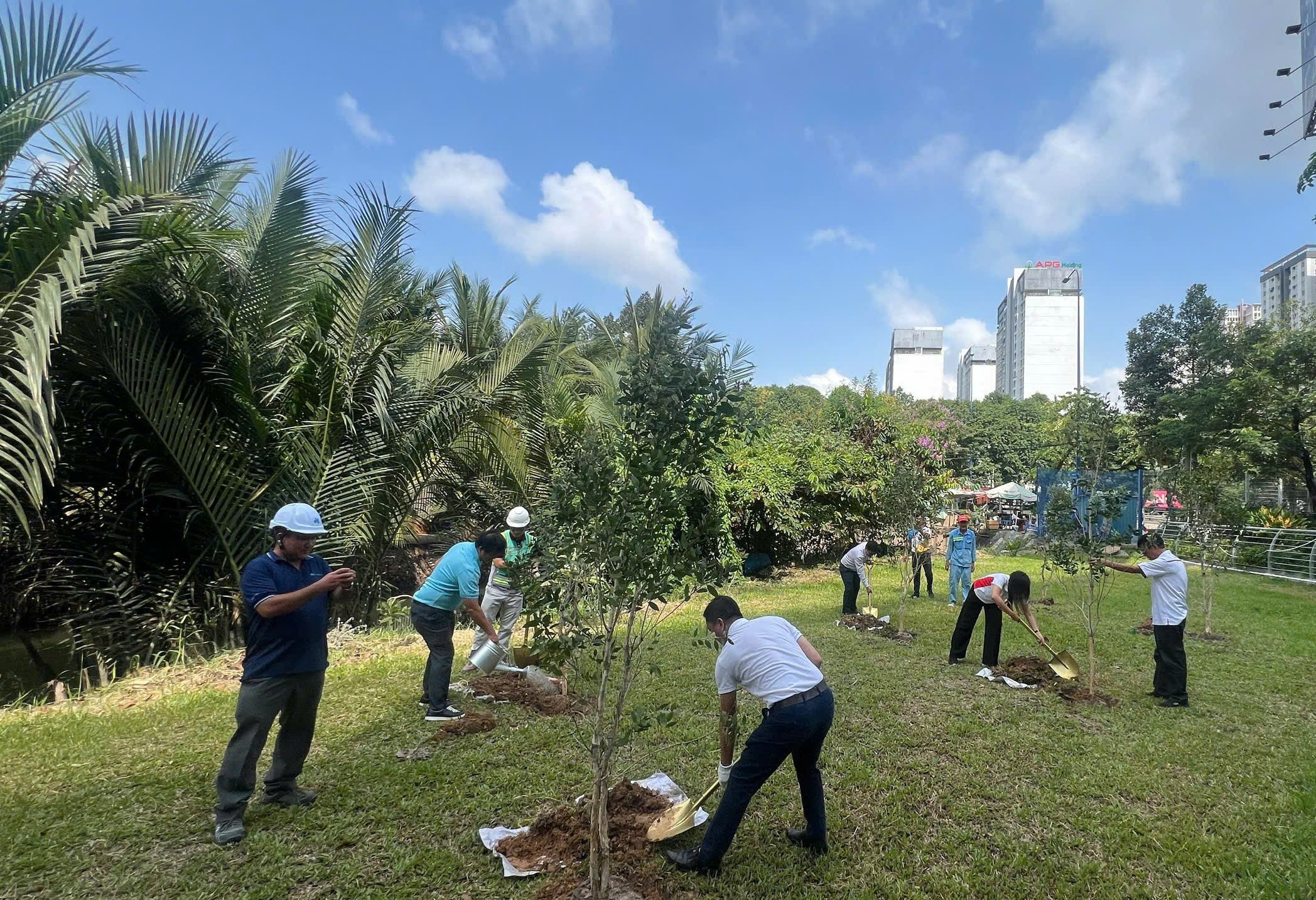 Gamuda Land Việt Nam th&uacute;c đẩy cam kết ESG qua hoạt động trồng c&acirc;y tại TP HCM, Hải Ph&ograve;ng- Ảnh 2.