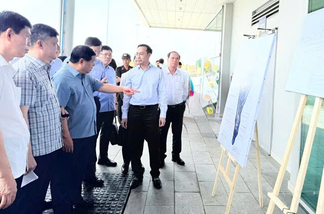 Phó Thủ tướng Nguyễn Chí Dũng khảo sát các công trình phục vụ APEC 2027 tại Phú Quốc- Ảnh 3.