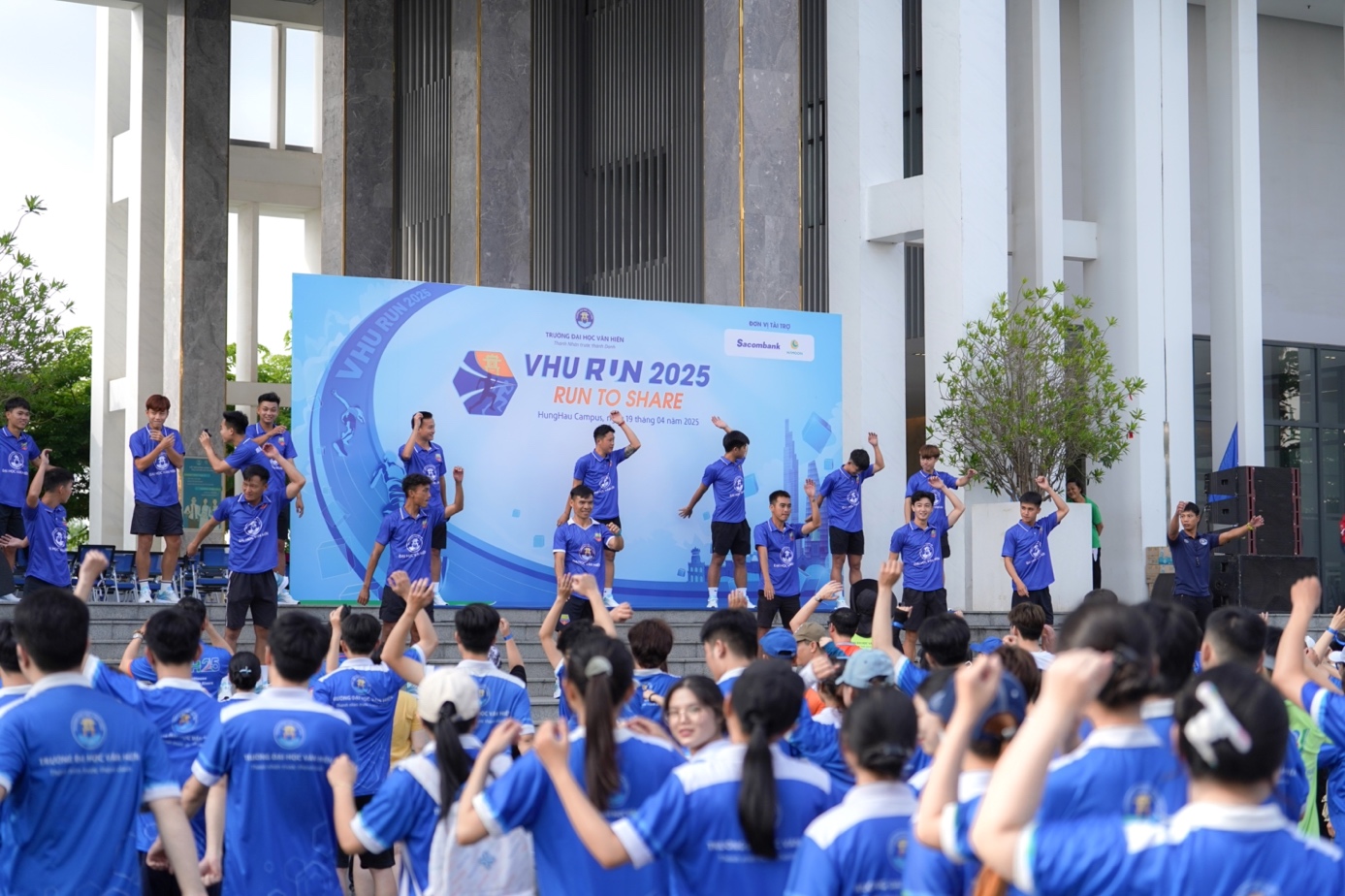 VHU RUN 2025 - Chương tr&igrave;nh chạy bộ g&acirc;y quỹ v&igrave; cộng đồng, hướng về ng&agrave;y kỷ niệm thống nhất đất nước- Ảnh 2.
