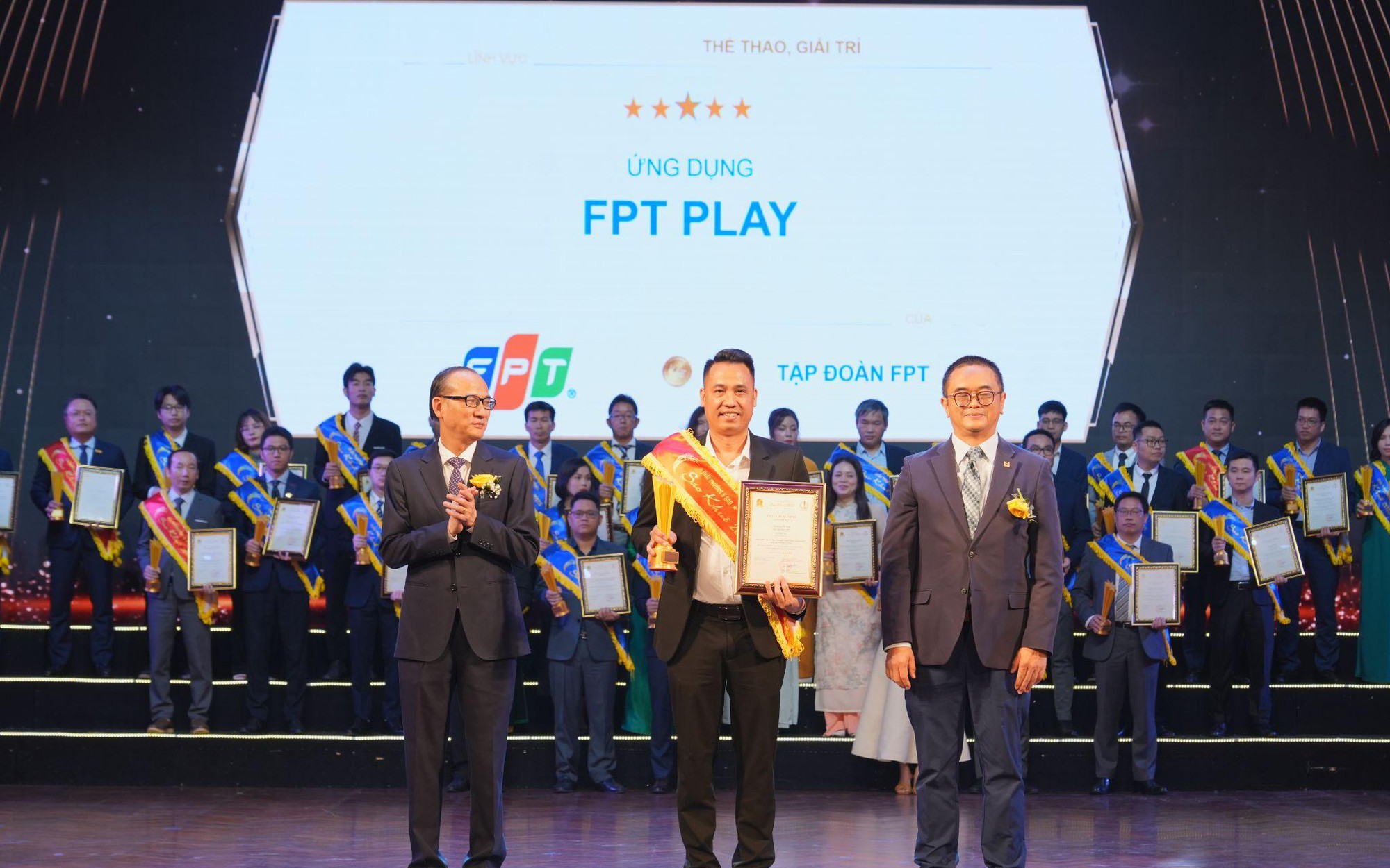 Hệ sinh thái Made by FPT “gặt hái” lớn tại Sao Khuê 2025