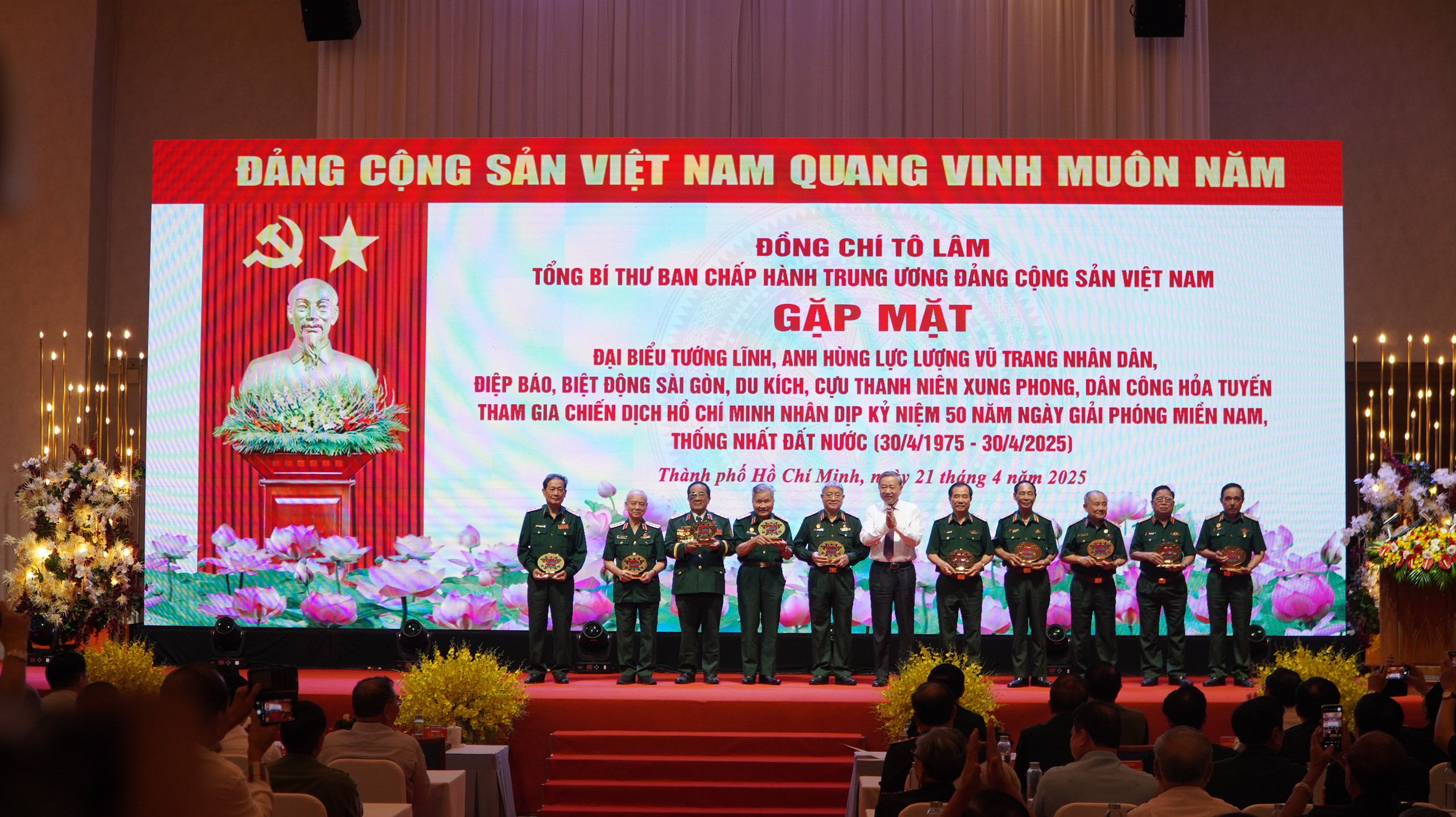 Tổng B&iacute; thư T&ocirc; L&acirc;m: Đại hội Đảng bộ Qu&acirc;n đội phải thật sự l&agrave; Đại hội mẫu mực, ti&ecirc;u biểu, tr&iacute; tuệ- Ảnh 2.