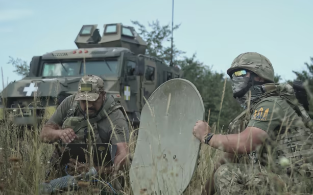 Ukraine và Nga tố nhau vi phạm ngừng bắn "hàng ngàn lần"