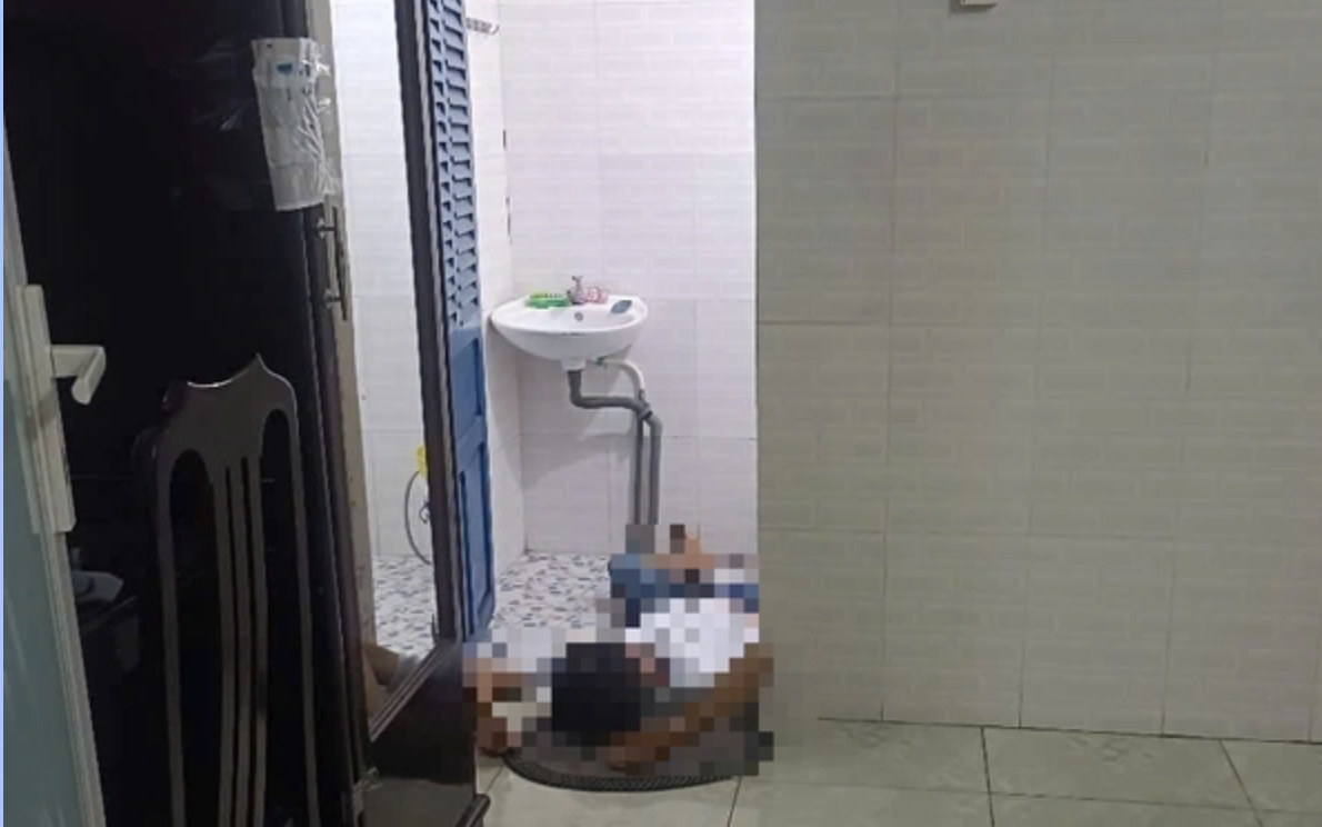 Điều tra nguyên nhân người đàn ông tử vong, bên cạnh có vỉ thuốc kích dục