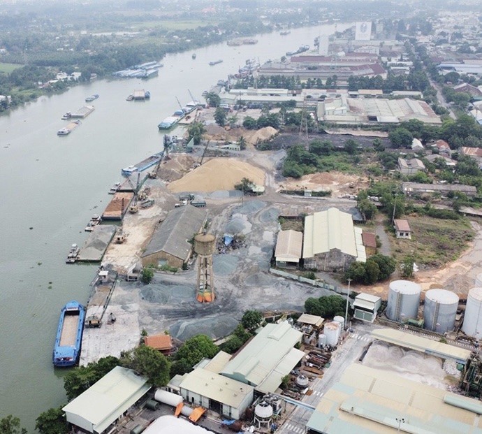 H&agrave;ng loạt doanh nghiệp trong Khu C&ocirc;ng nghiệp Bi&ecirc;n H&ograve;a 1 kh&ocirc;ng c&oacute; giấy ph&eacute;p m&ocirc;i trường- Ảnh 1.