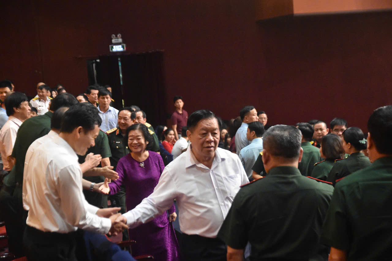 Nhìn lại chặng đường lịch sử qua “Bài ca thống nhất”- Ảnh 1.
