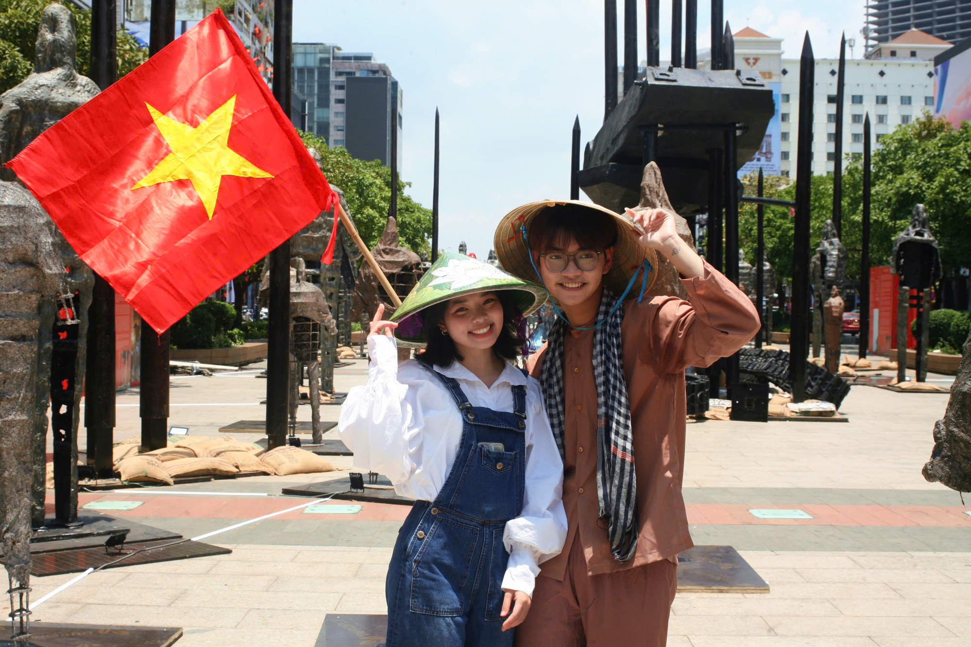 Tự h&agrave;o về qu&aacute; khứ, vững tin v&agrave;o tương lai- Ảnh 4.