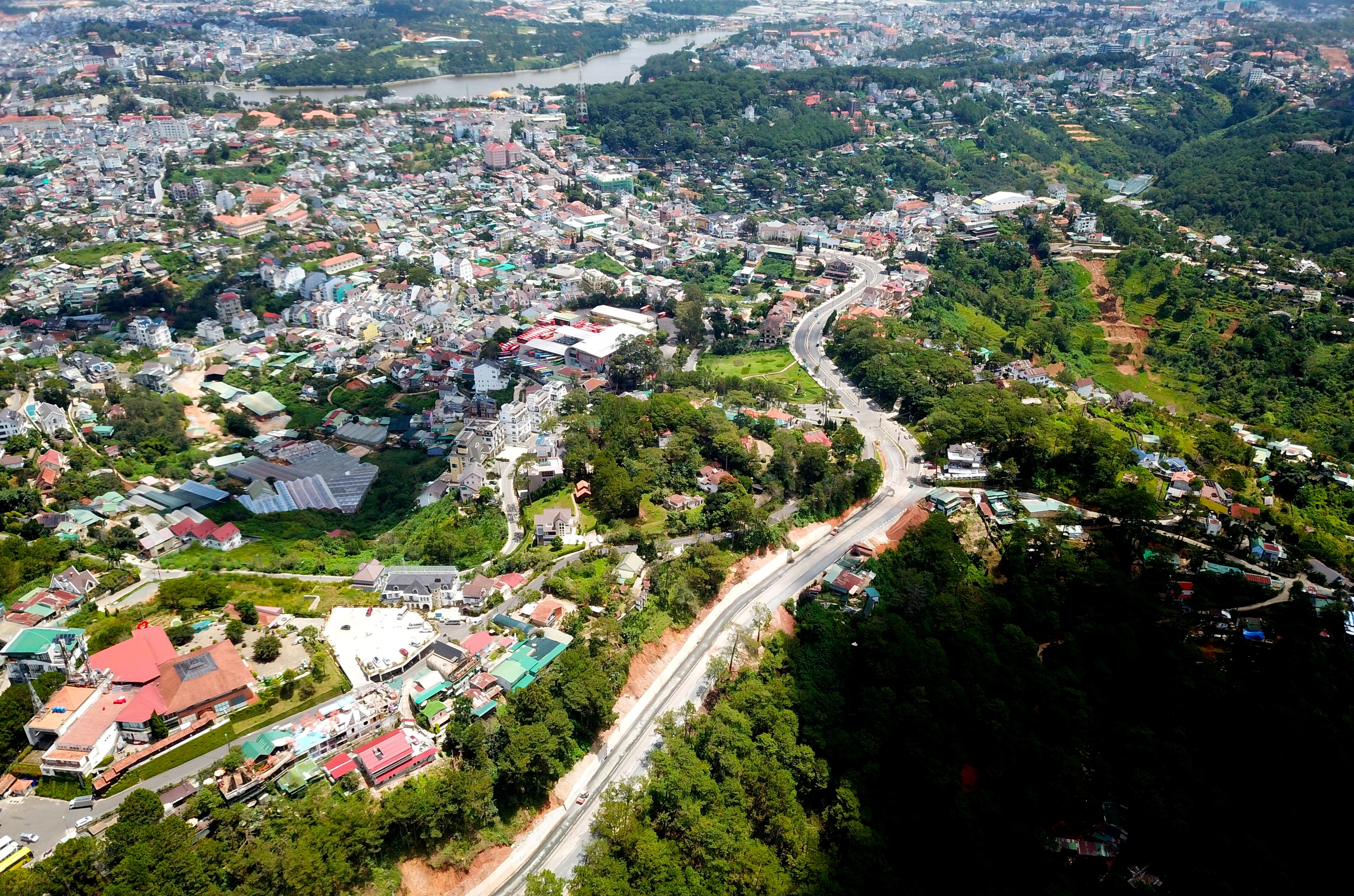 Gần 98% cử tri Lâm Đồng tán thành sáp nhập với Bình Thuận và Đắk Nông- Ảnh 1.