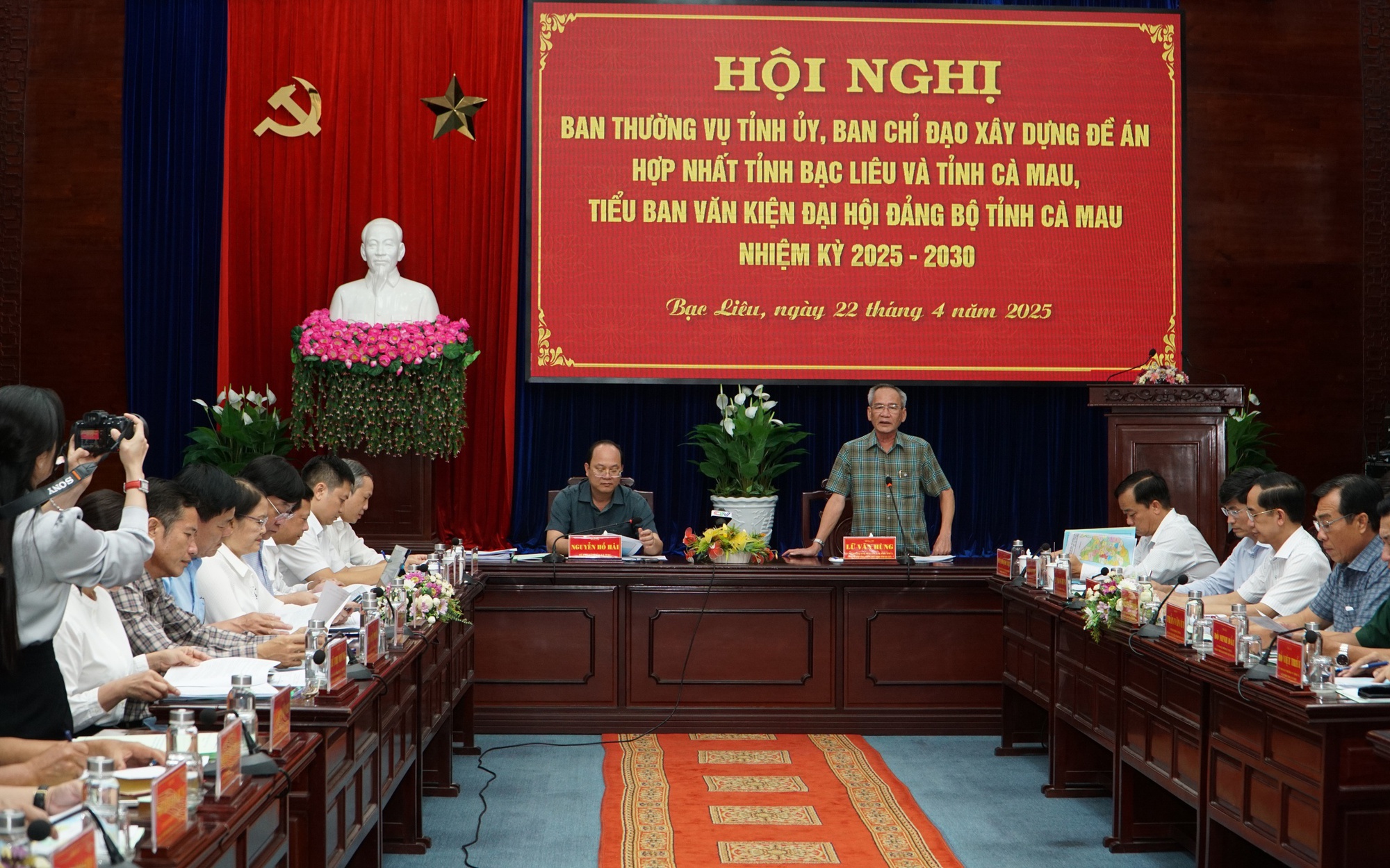 Hoàn thiện hồ sơ đề án sắp xếp tỉnh Cà Mau và Bạc Liêu