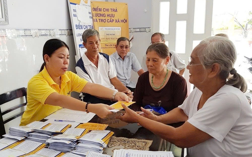 TP HCM: Thông báo điều chỉnh lịch chi trả lương hưu, trợ cấp BHXH