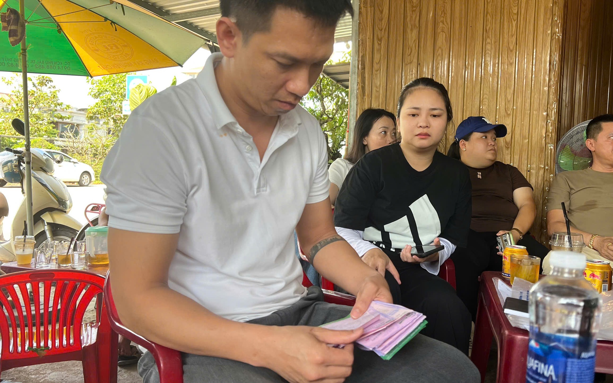 Nhiều người lao động rơi vào cảnh khốn khó do Mai Linh Huế nợ lương, bảo hiểm xã hội