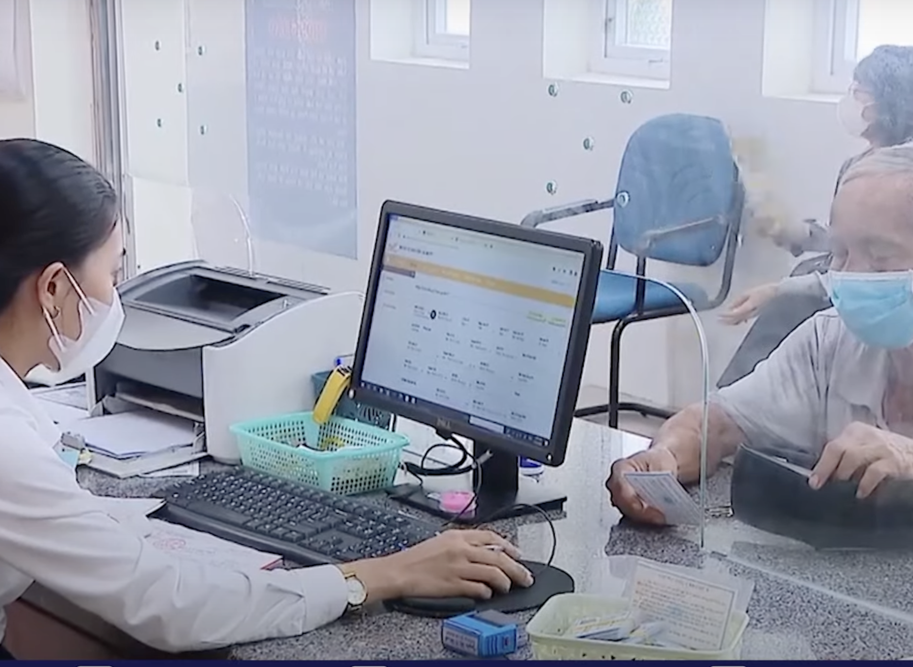 Những c&aacute;ch nhận lương hưu từ 1-7, người d&acirc;n cần biết- Ảnh 1.