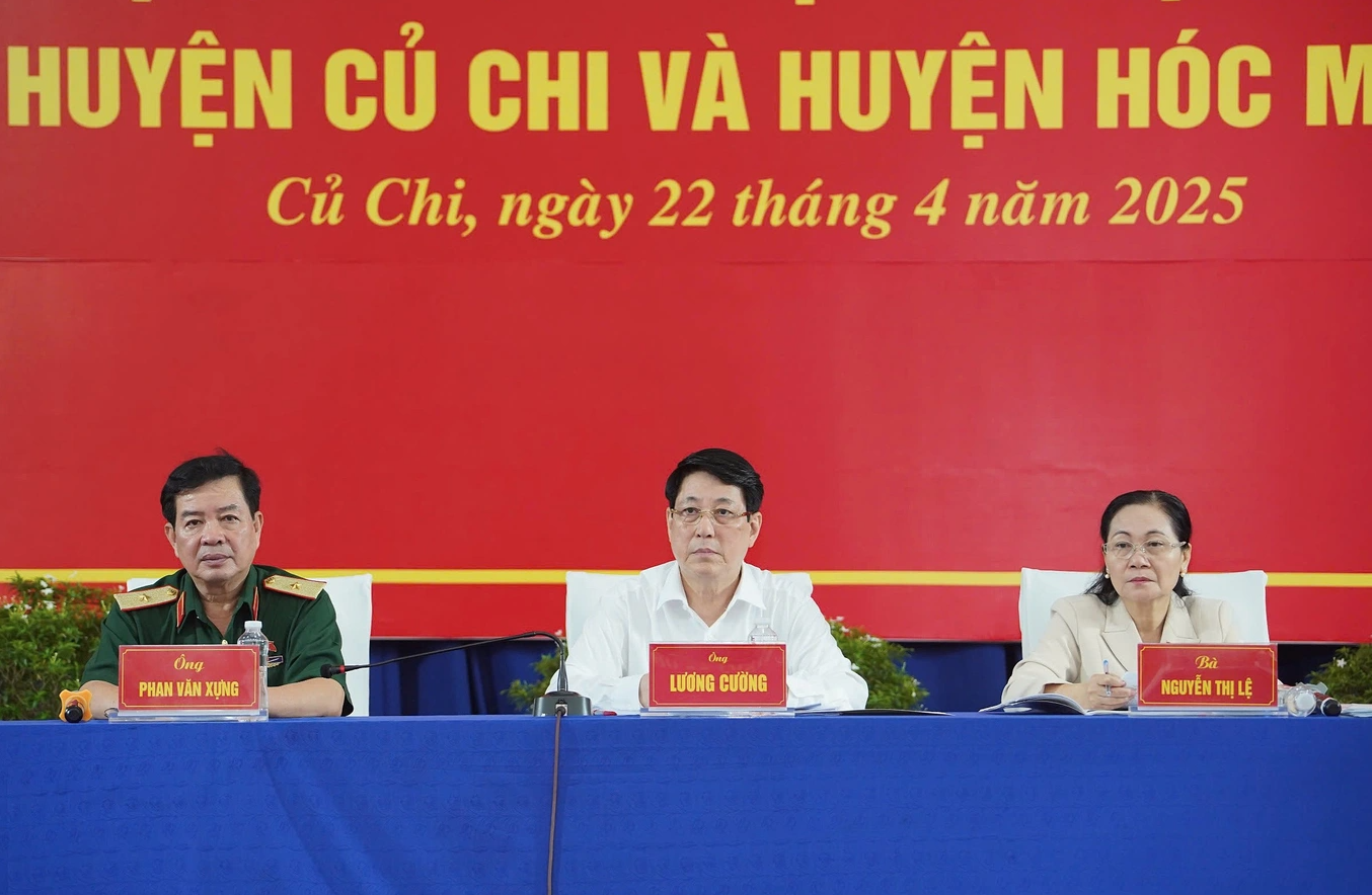 Chủ tịch nước Lương Cường lần đầu tiếp xúc cử tri TP HCM- Ảnh 1.
