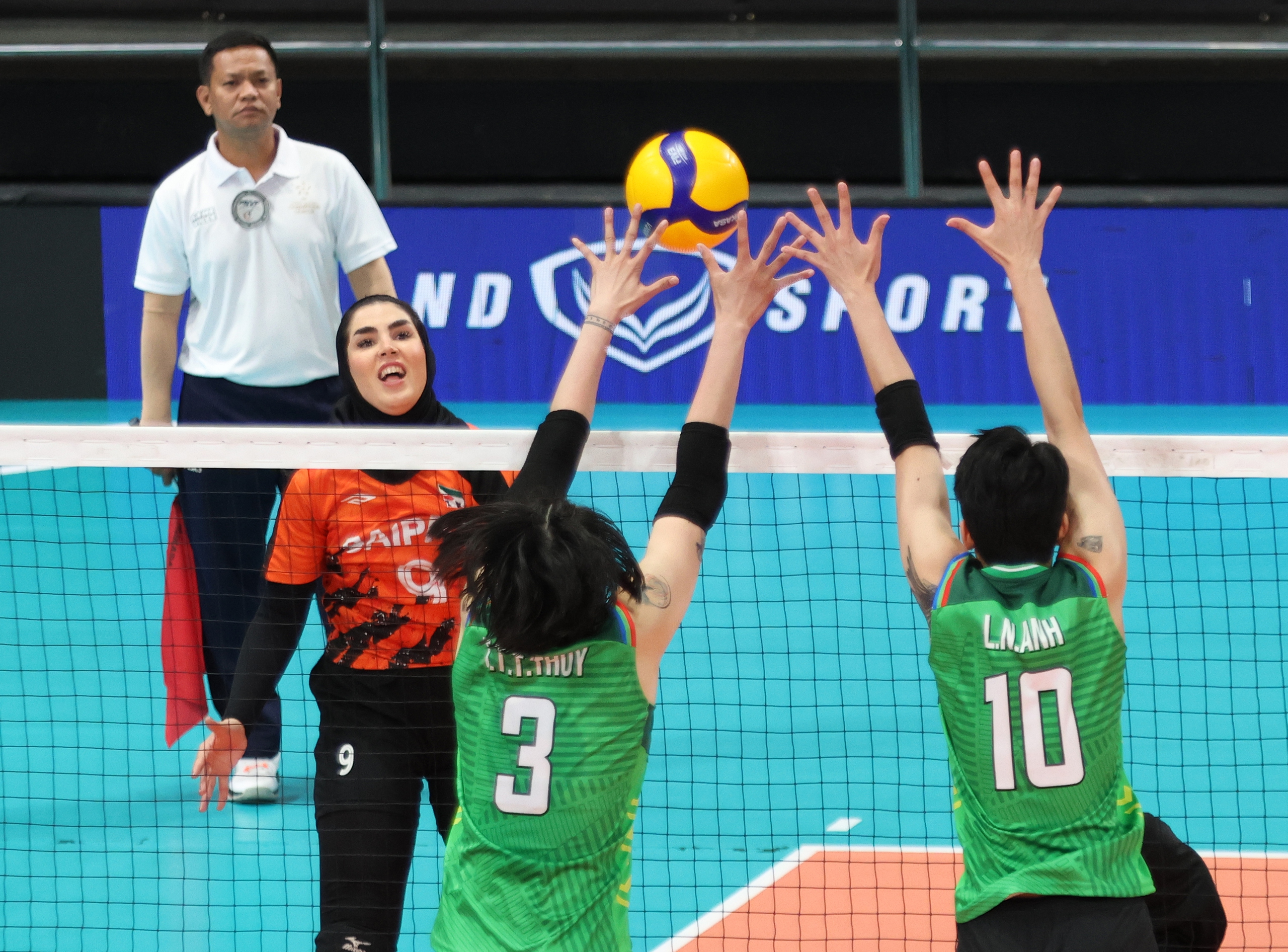 Thắng Saipa Tehran, VTV Bình Điền Long An vào tứ kết Cúp châu Á- Ảnh 1.