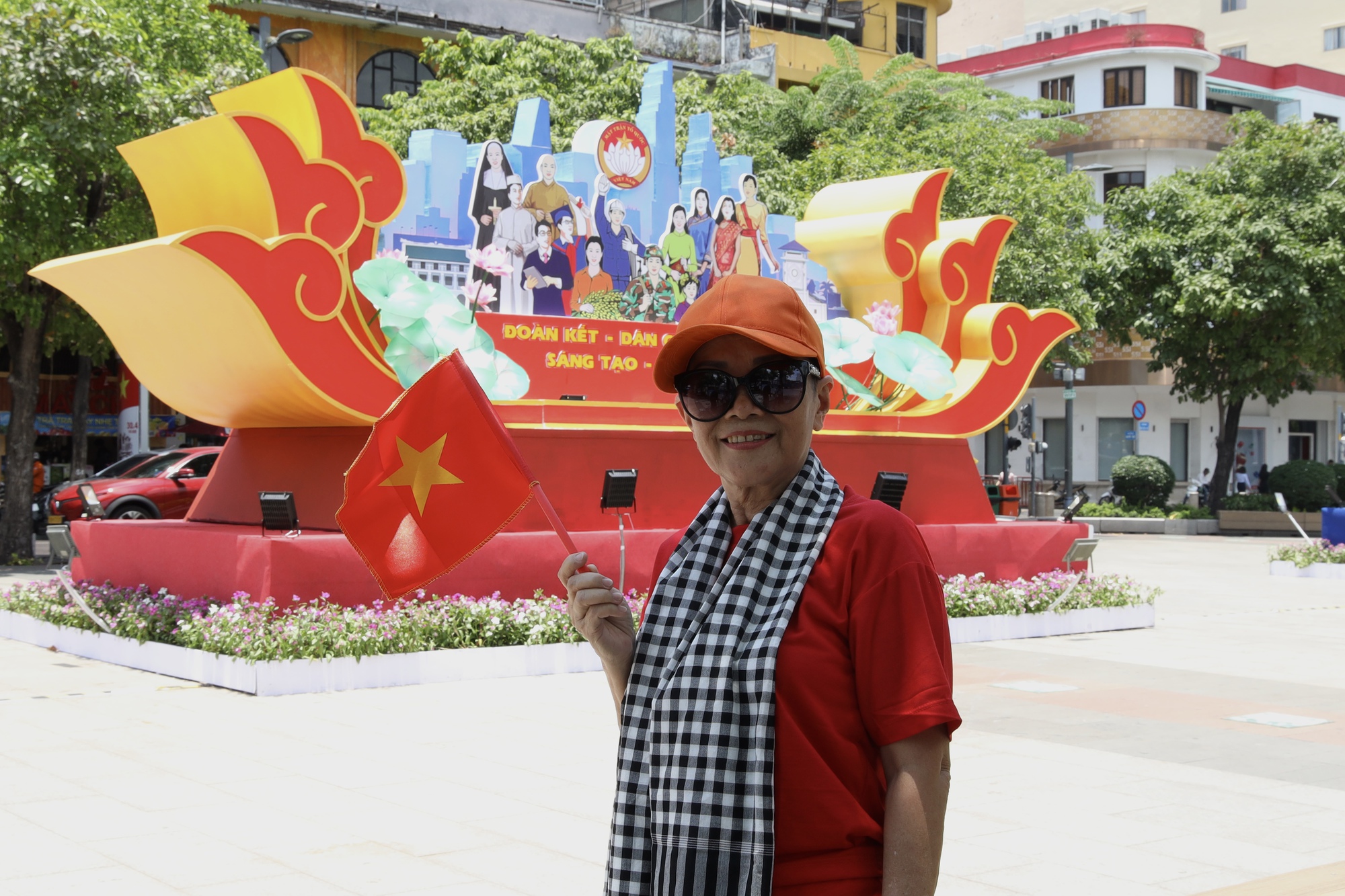 Tự h&agrave;o về qu&aacute; khứ, vững tin v&agrave;o tương lai- Ảnh 1.