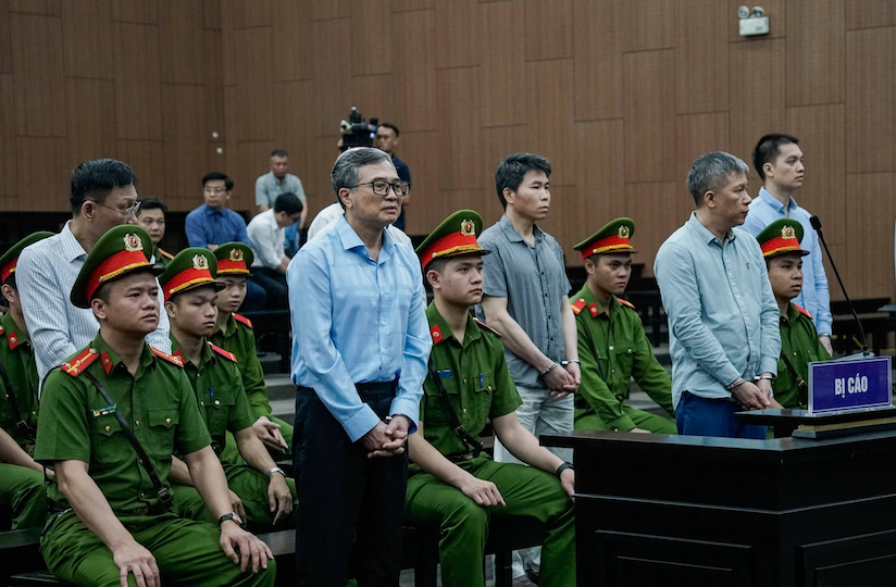 Cựu thứ trưởng Bộ C&ocirc;ng Thương Ho&agrave;ng Quốc Vượng bị đề nghị 6-7 năm t&ugrave;- Ảnh 1.