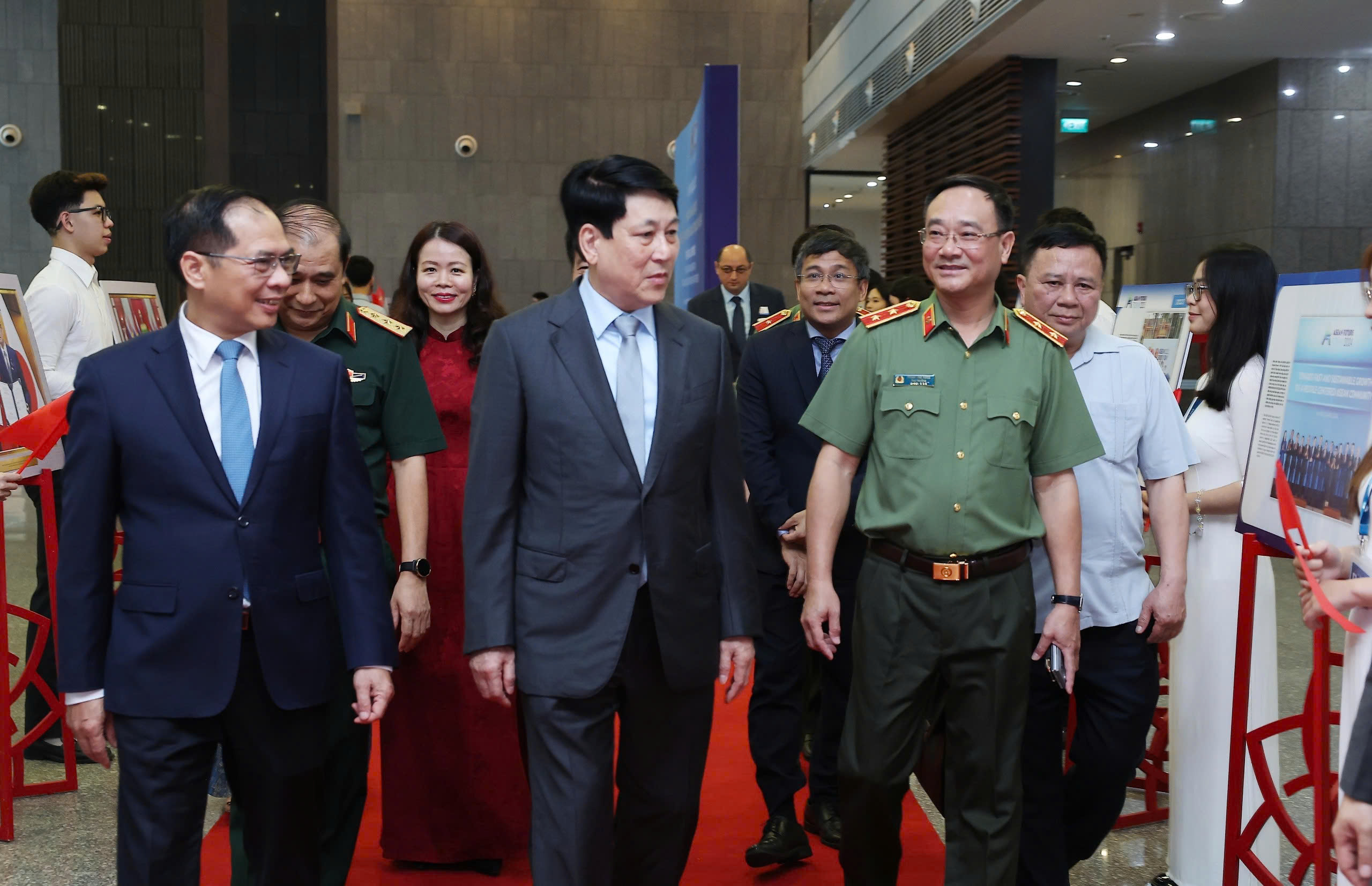 Ti&ecirc;n phong trong h&agrave;nh tr&igrave;nh hội nhập   - Ảnh 1.