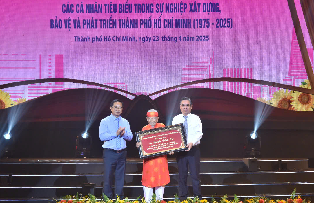 TP HCM tôn vinh 60 cá nhân tiêu biểu - Ảnh 5.