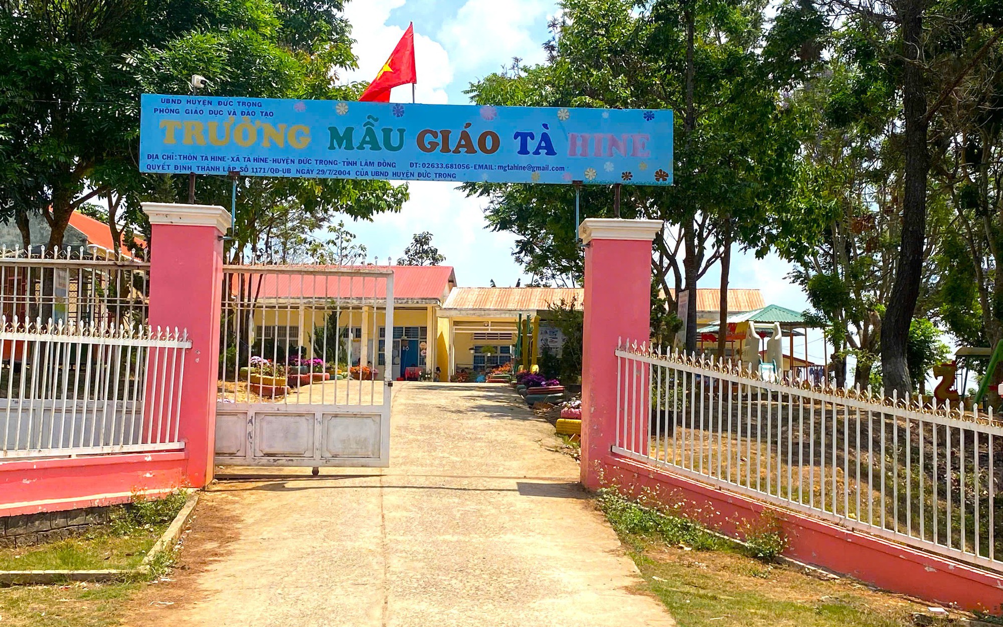 Lâm Đồng: Xích đu trường mẫu giáo đổ khiến bé gái 5 tuổi tử vong