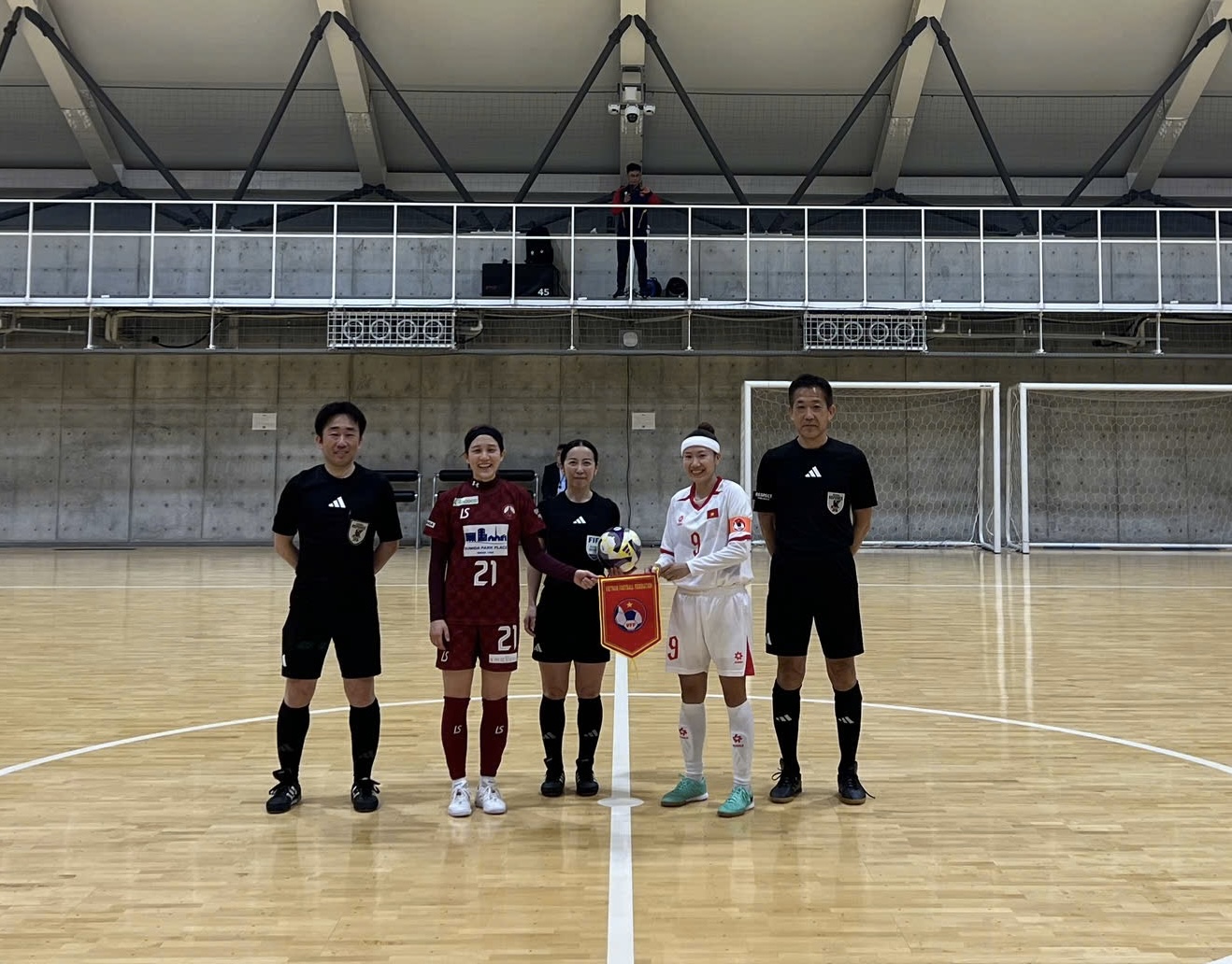 Futsal nữ Việt Nam khởi đầu tốt khi tập huấn Nhật Bản- Ảnh 1.