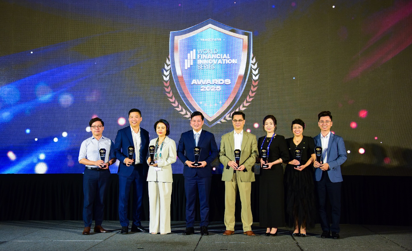 Phó Tổng Giám đốc VietinBank nhận giải thưởng “Nhà Lãnh đạo IT của năm”- Ảnh 2.